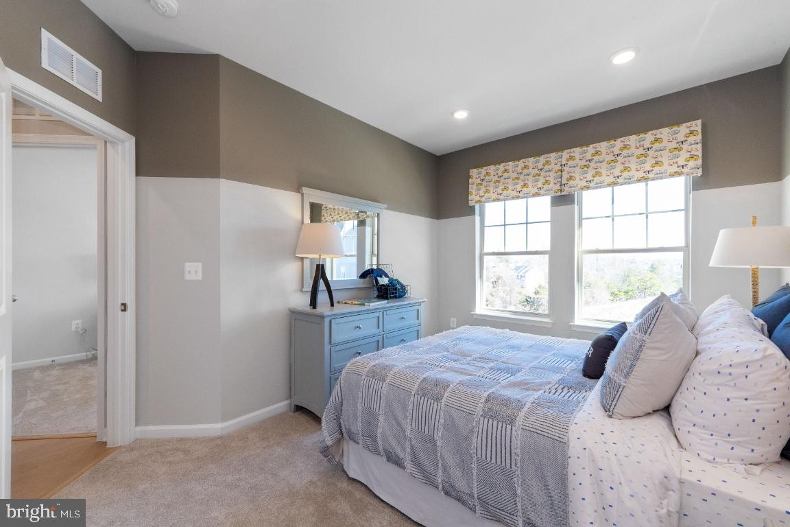 WHITSON WOODS - Residential