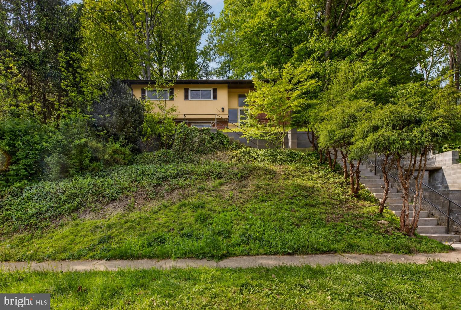 WESTVIEW HILLS - Residential