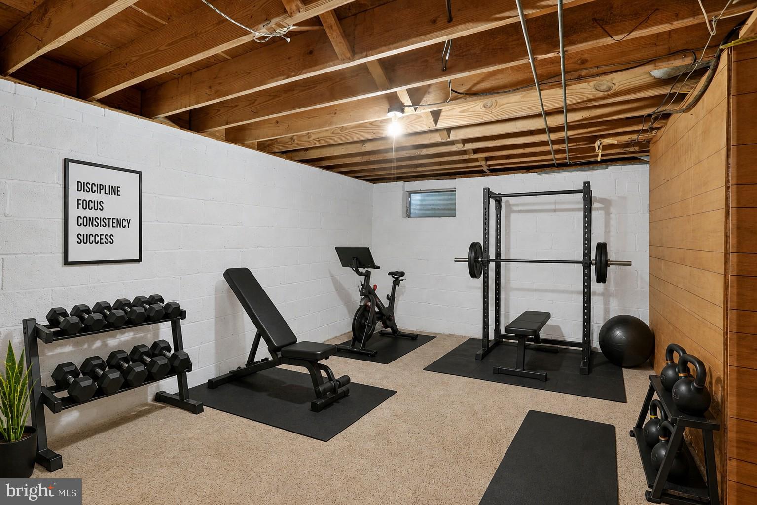 WESTVIEW HILLS - Residential