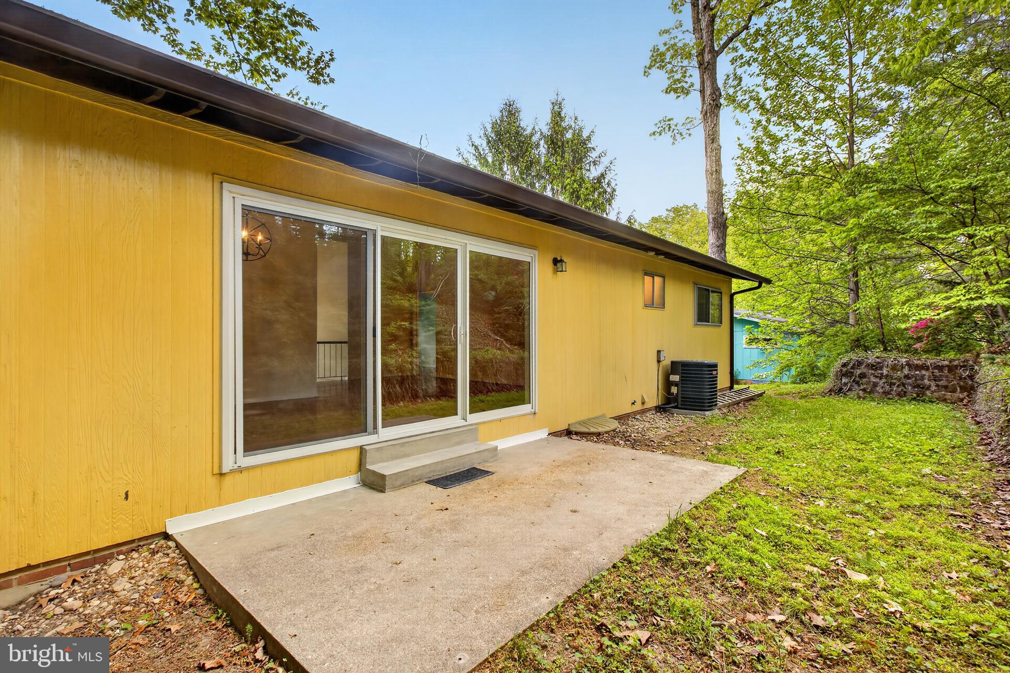 WESTVIEW HILLS - Residential