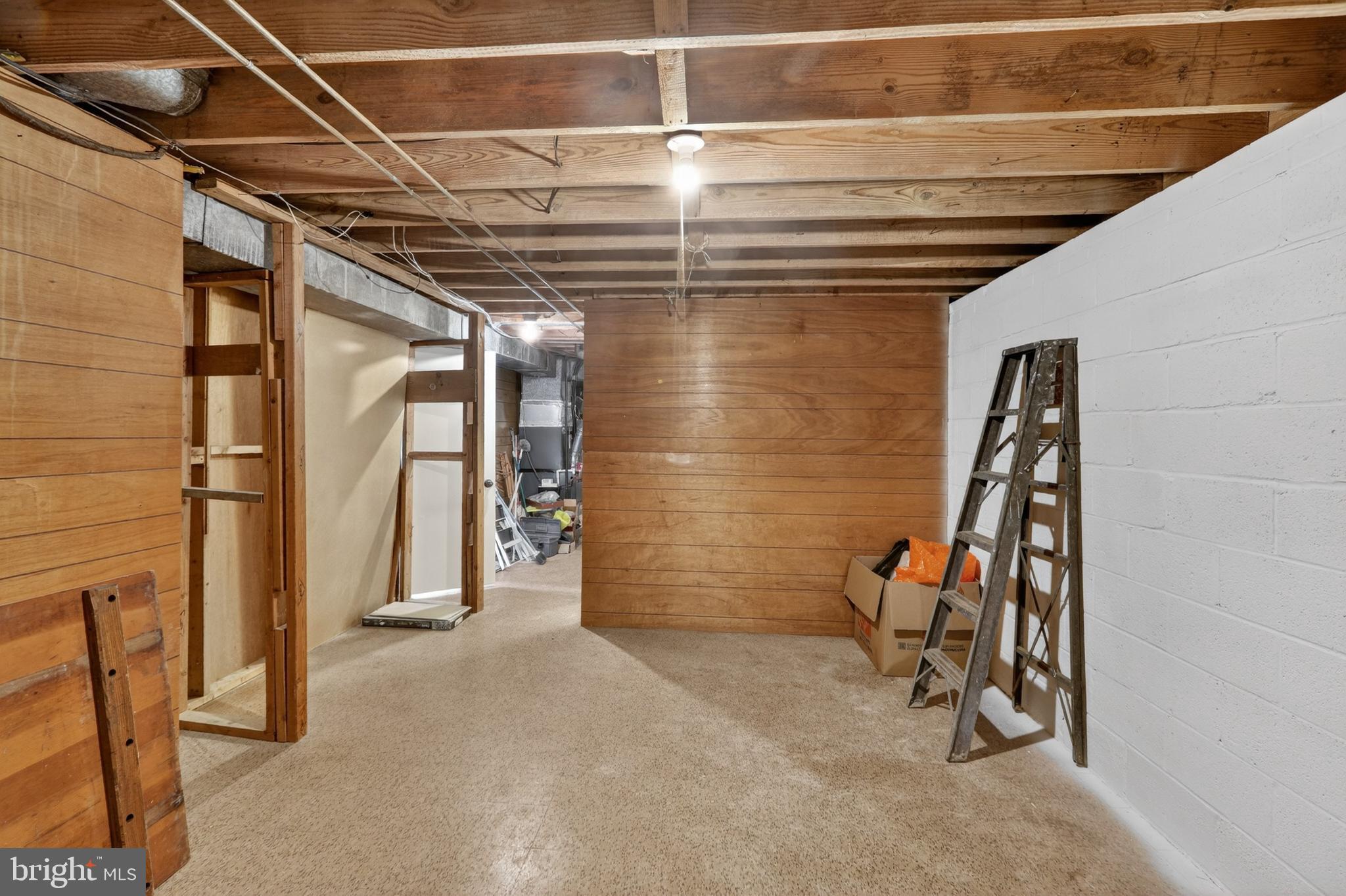 WESTVIEW HILLS - Residential
