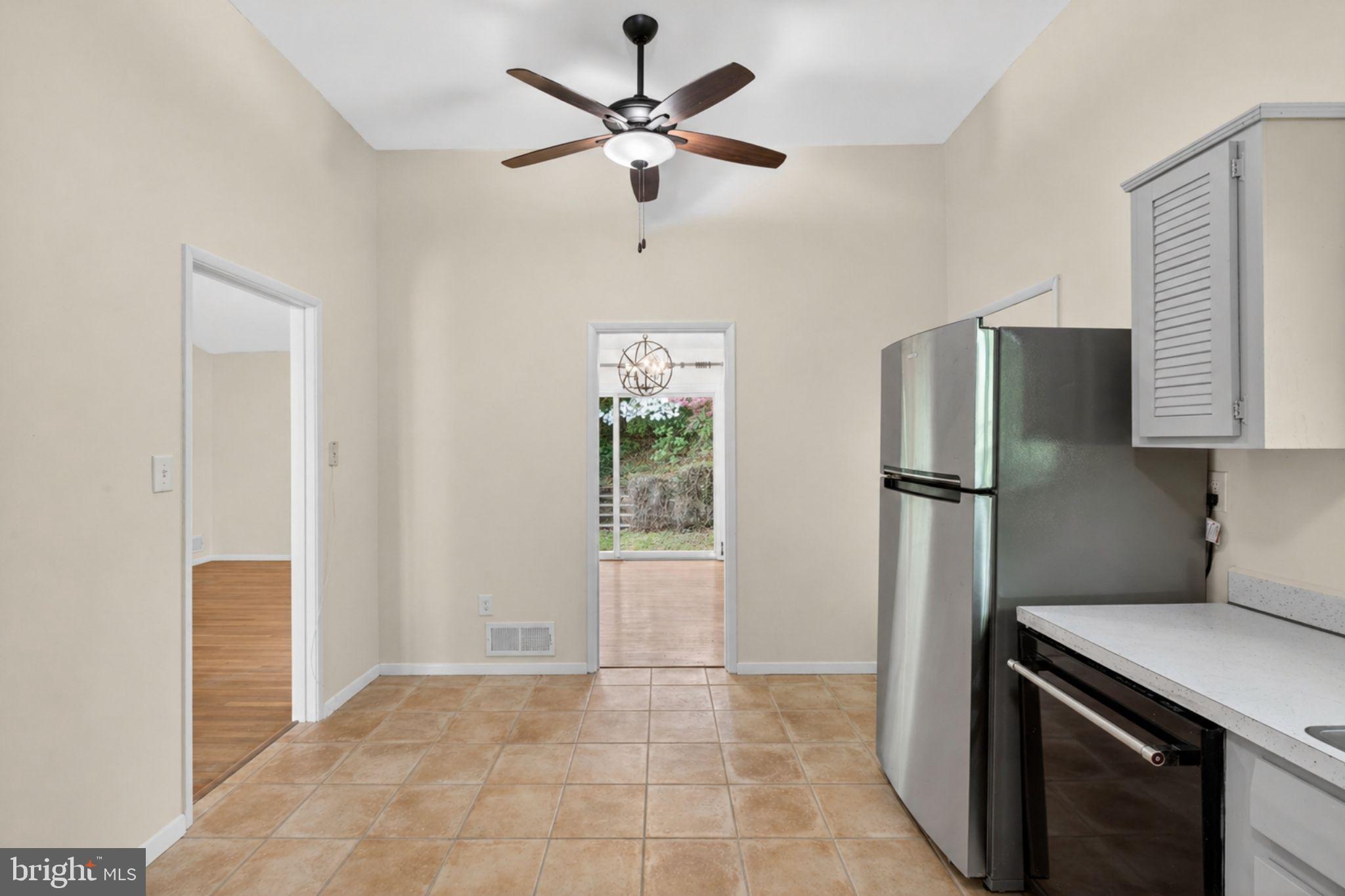 WESTVIEW HILLS - Residential