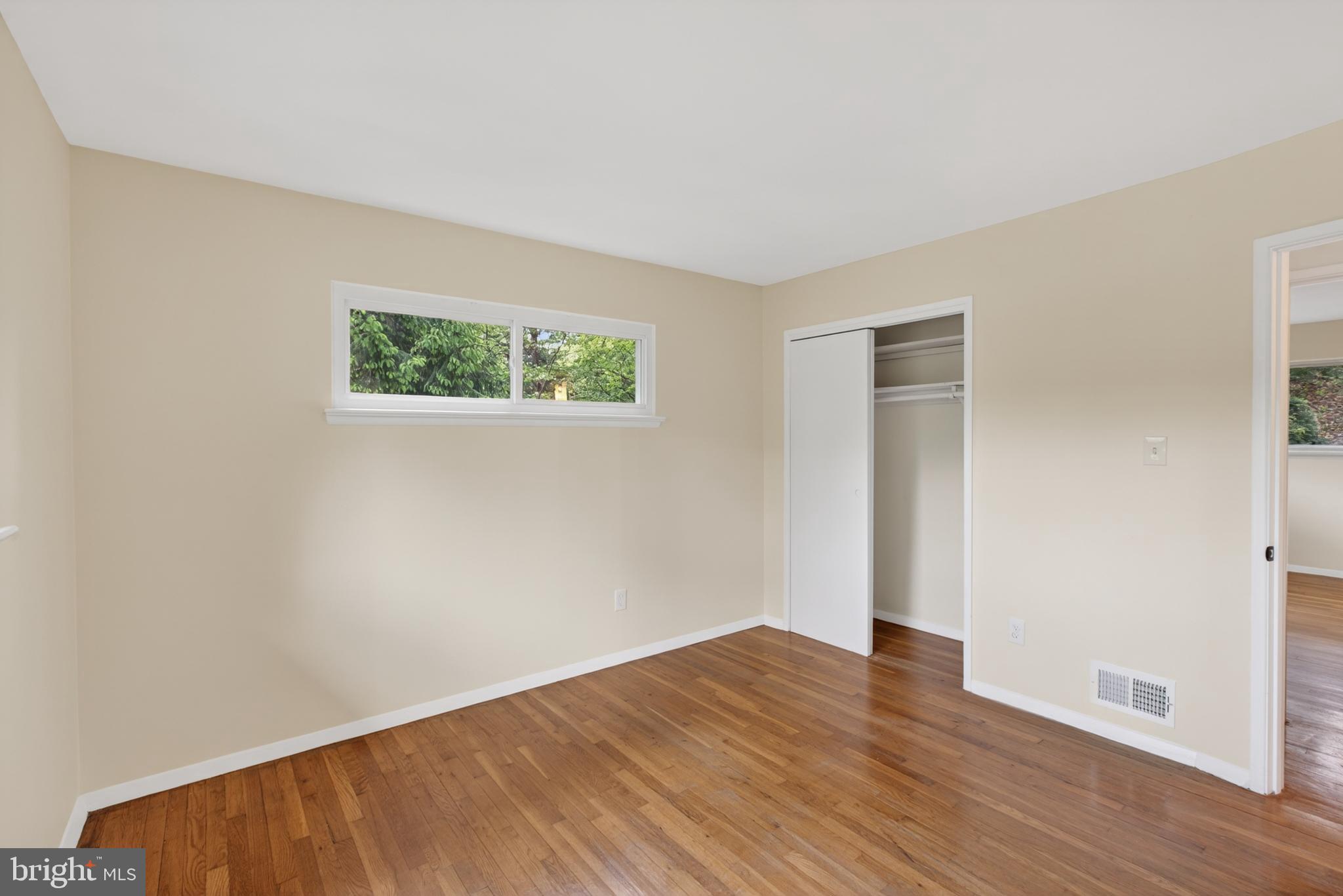 WESTVIEW HILLS - Residential