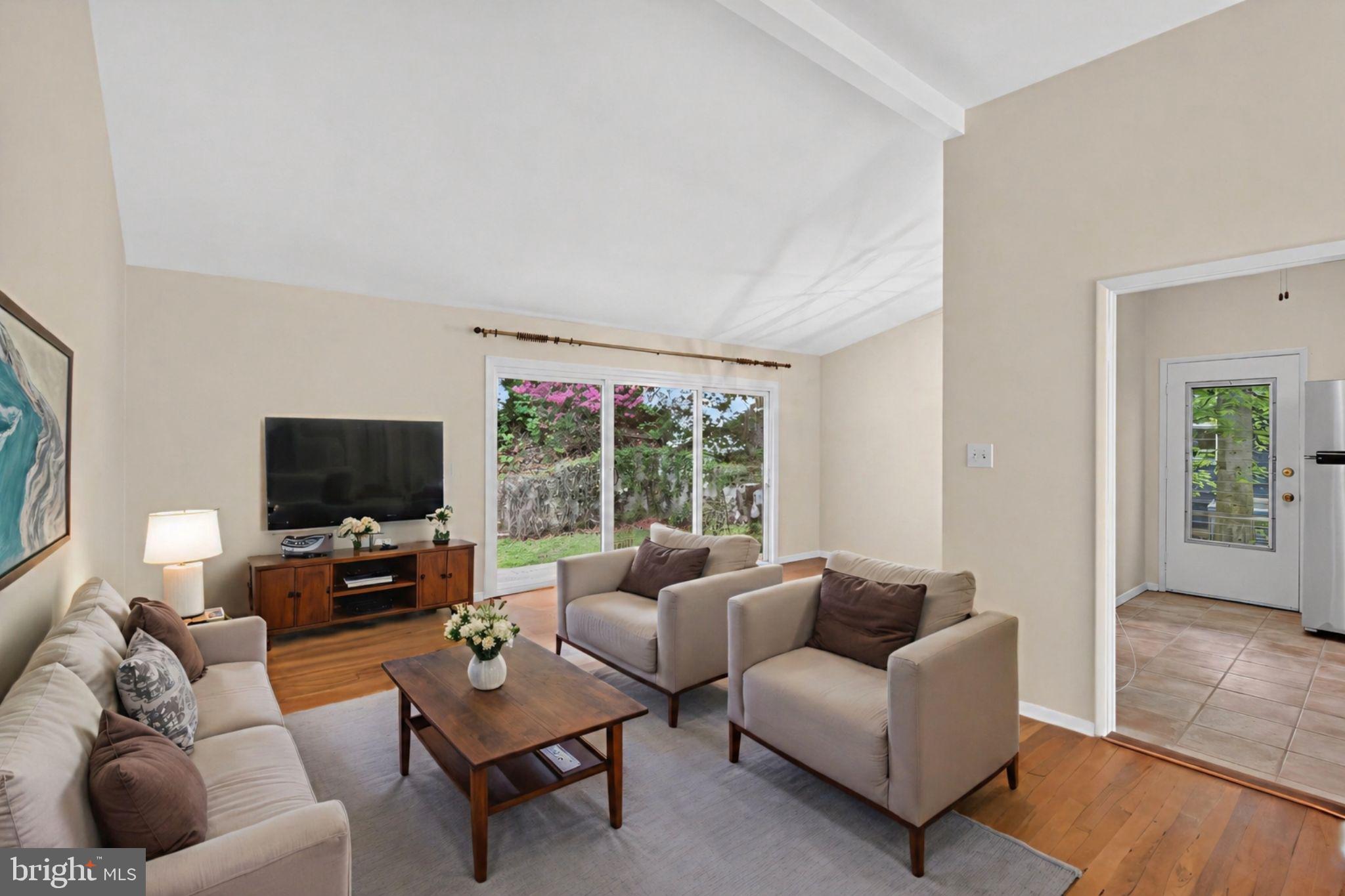 WESTVIEW HILLS - Residential