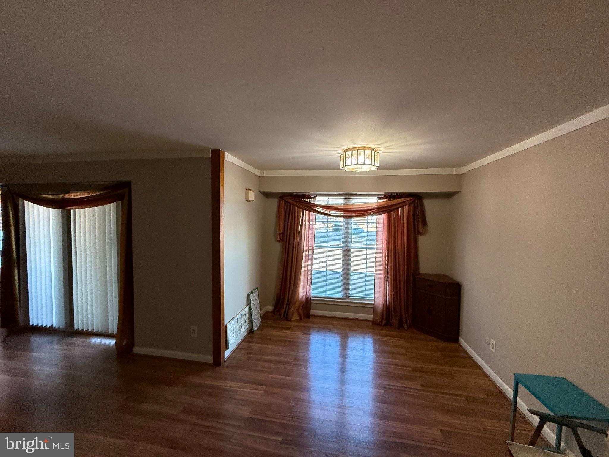 275 GREEN STREET 4E1