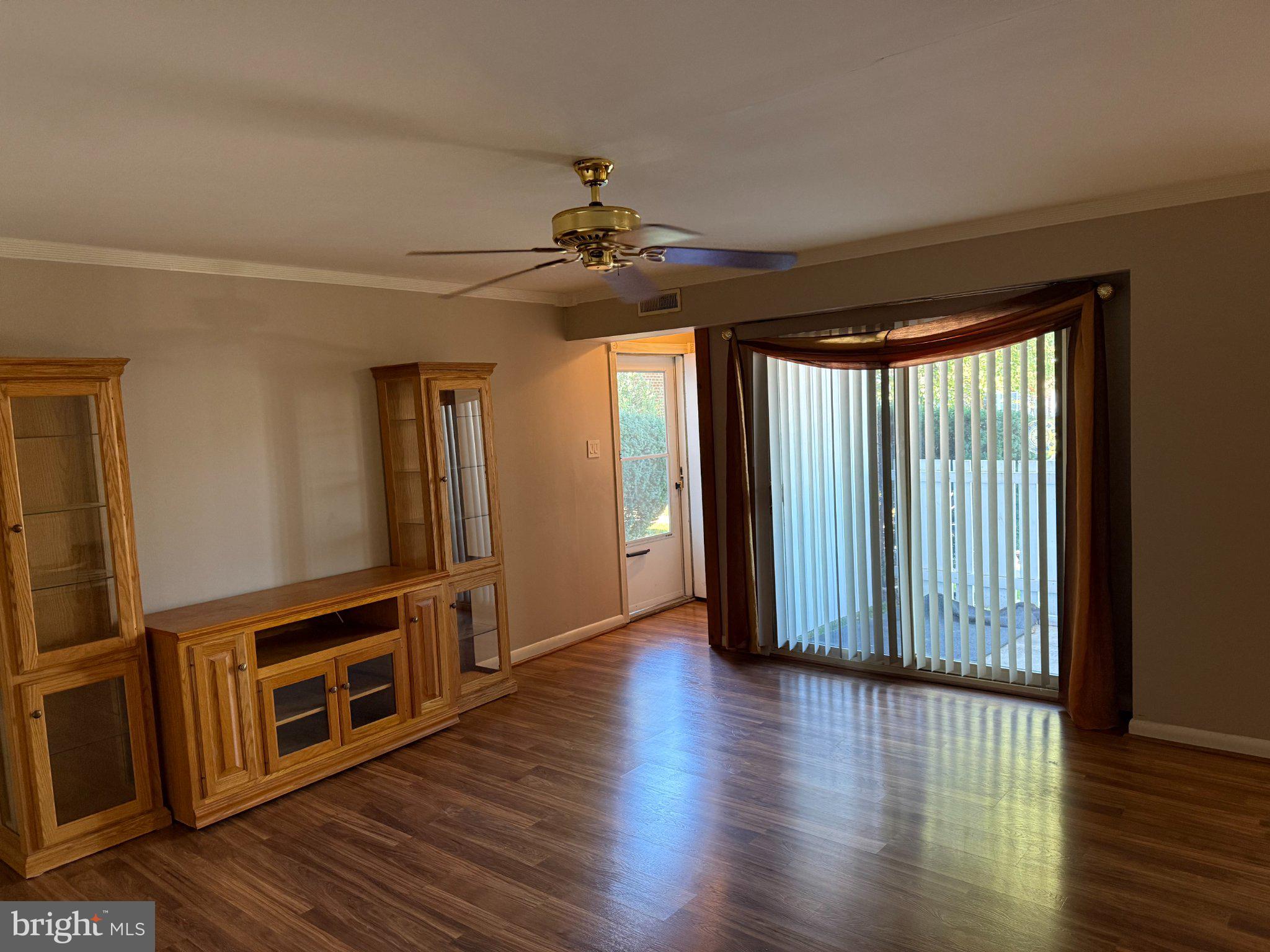 275 GREEN STREET 4E1