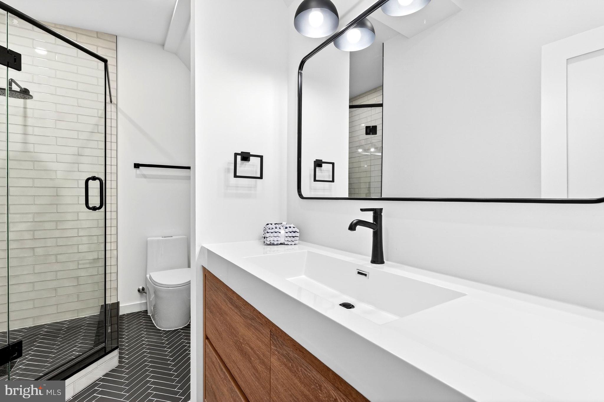 BRADLEY HILLS GROVE - Residential