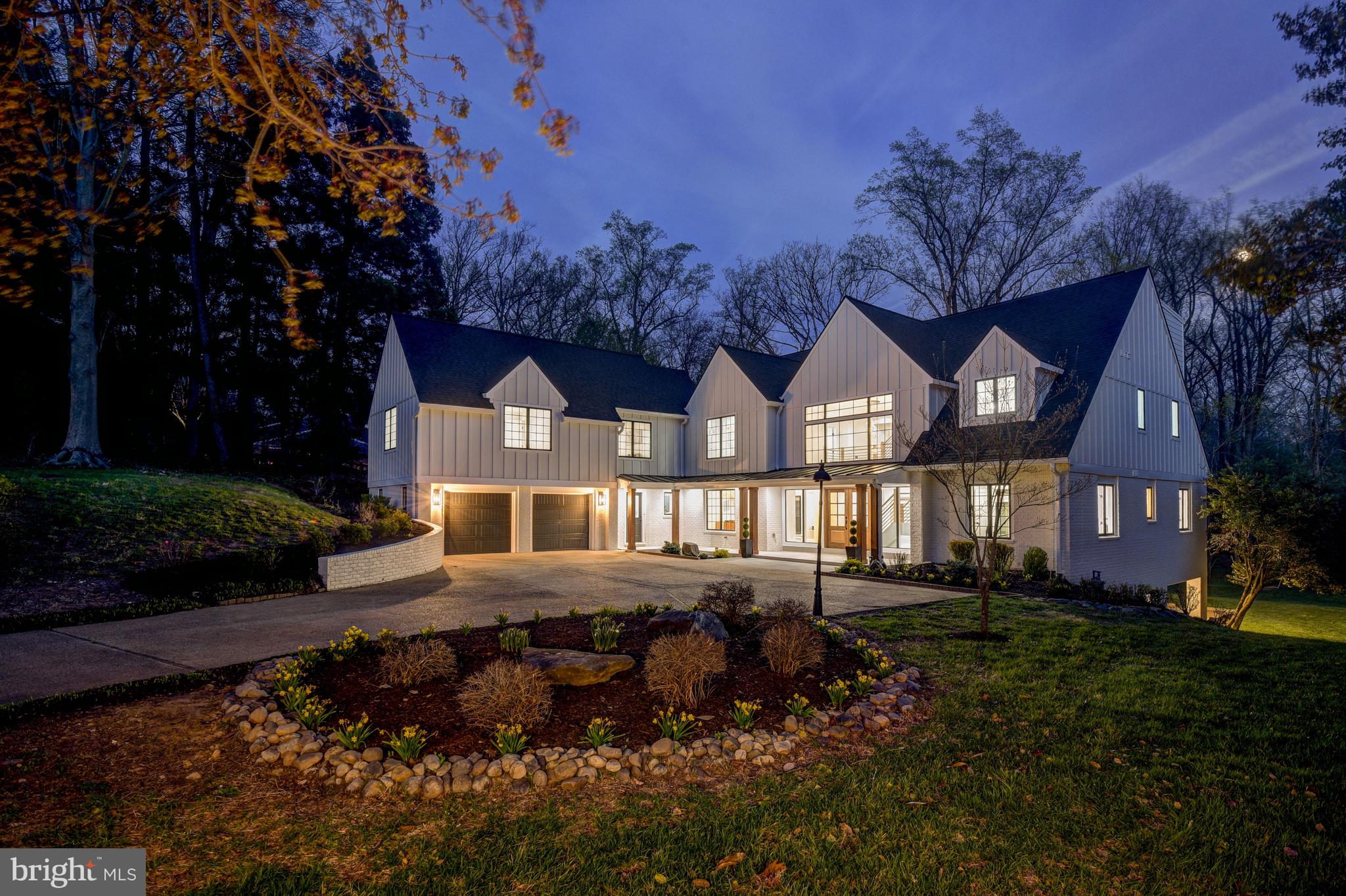 BRADLEY HILLS GROVE - Residential