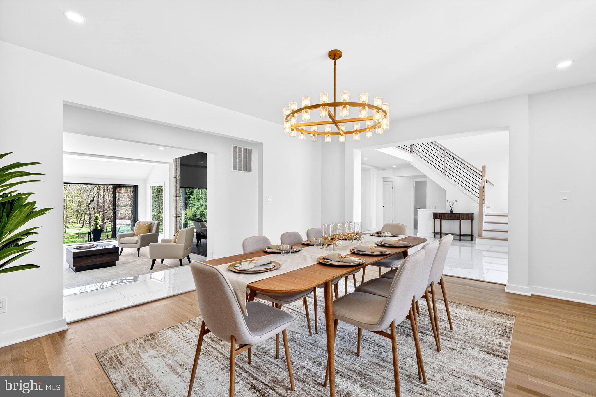 BRADLEY HILLS GROVE - Residential