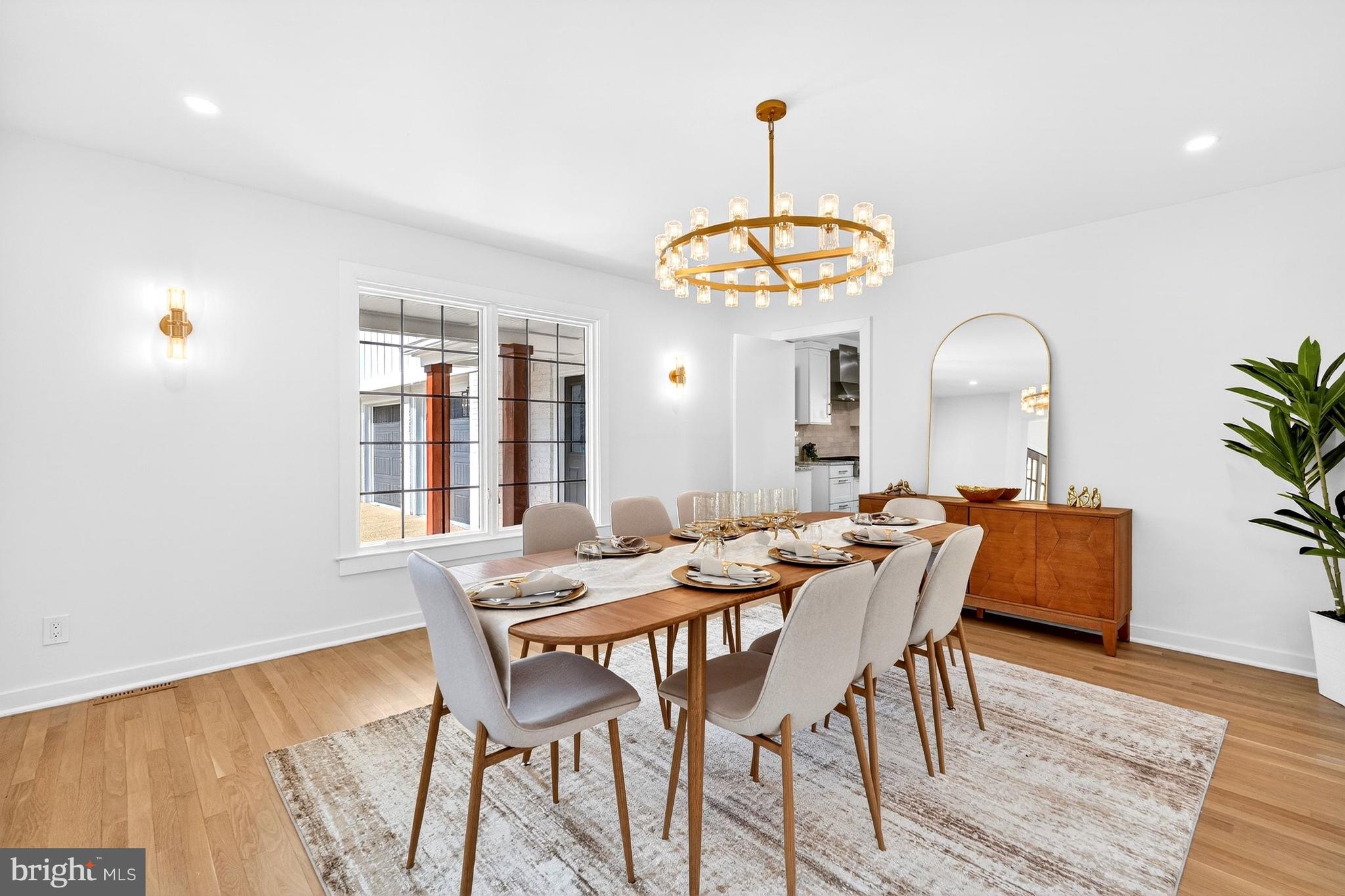 BRADLEY HILLS GROVE - Residential