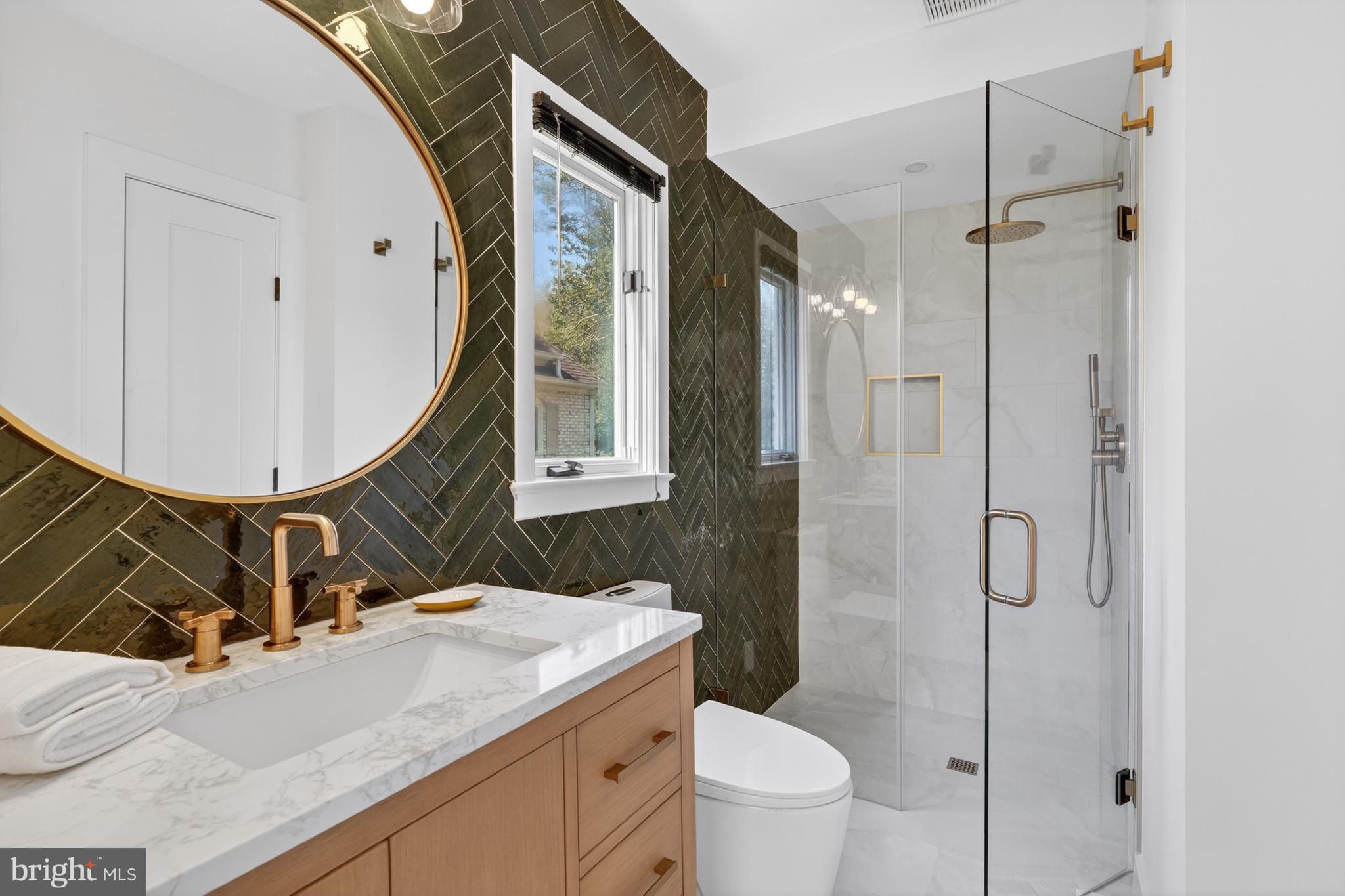 BRADLEY HILLS GROVE - Residential