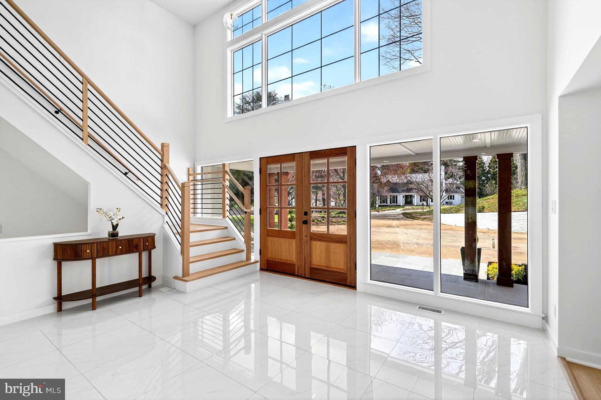 BRADLEY HILLS GROVE - Residential