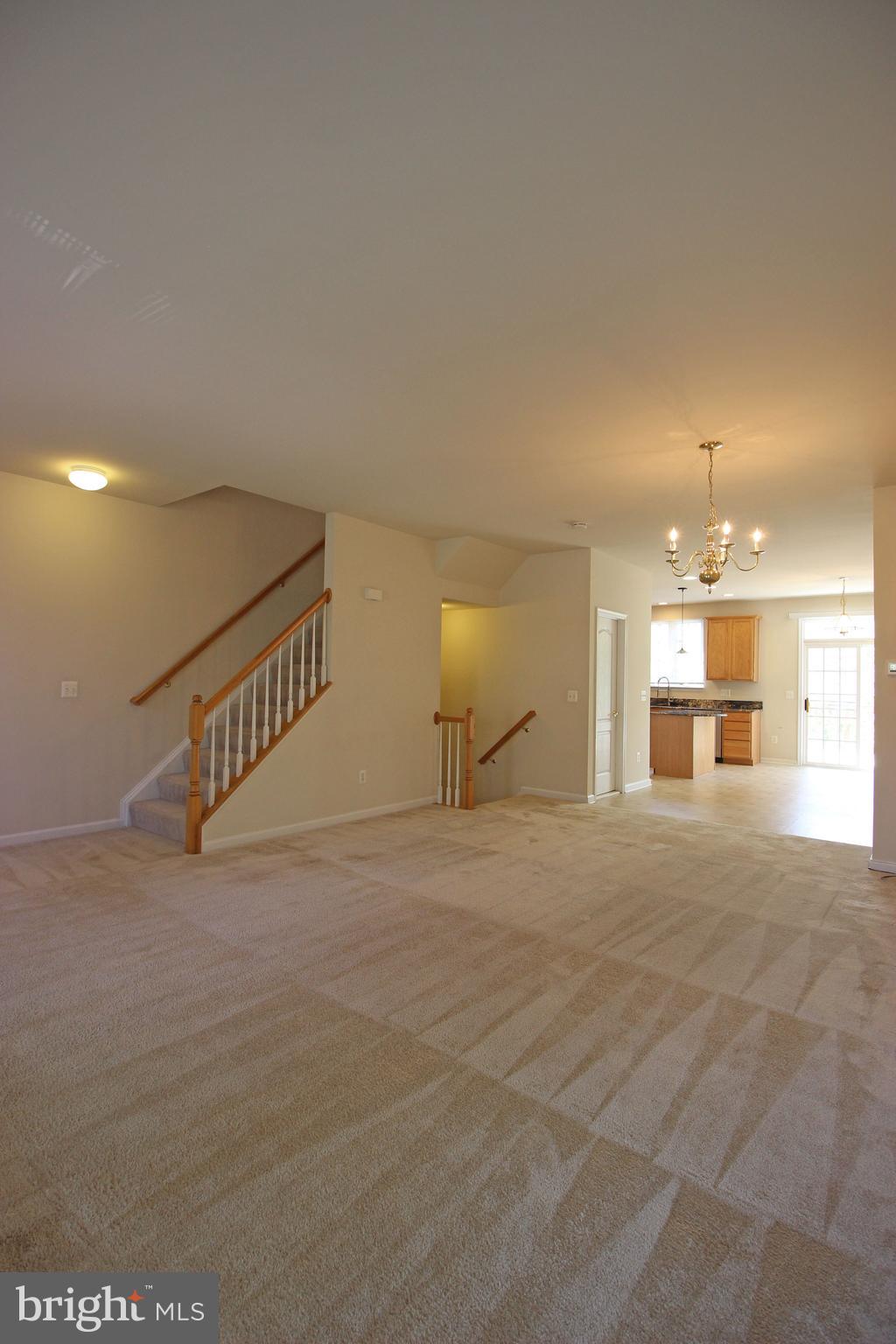 HAWTHORNE - Residential Lease