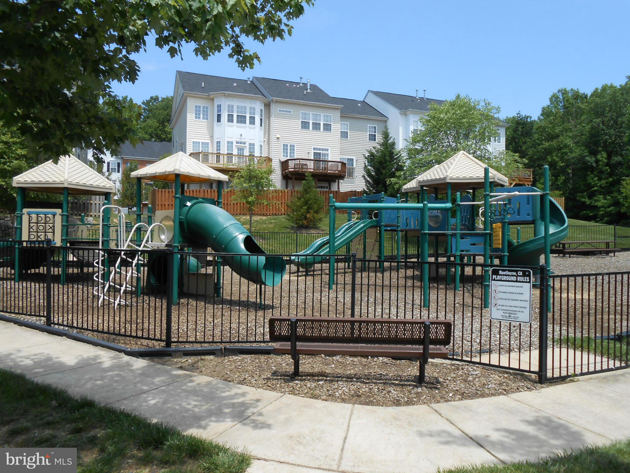 HAWTHORNE - Residential Lease