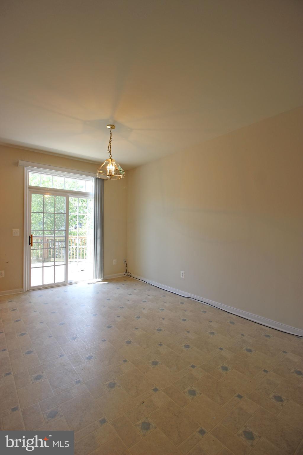 HAWTHORNE - Residential Lease