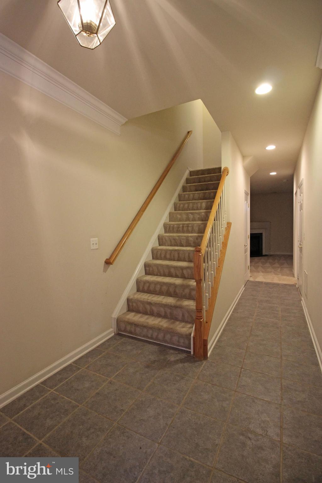 HAWTHORNE - Residential Lease