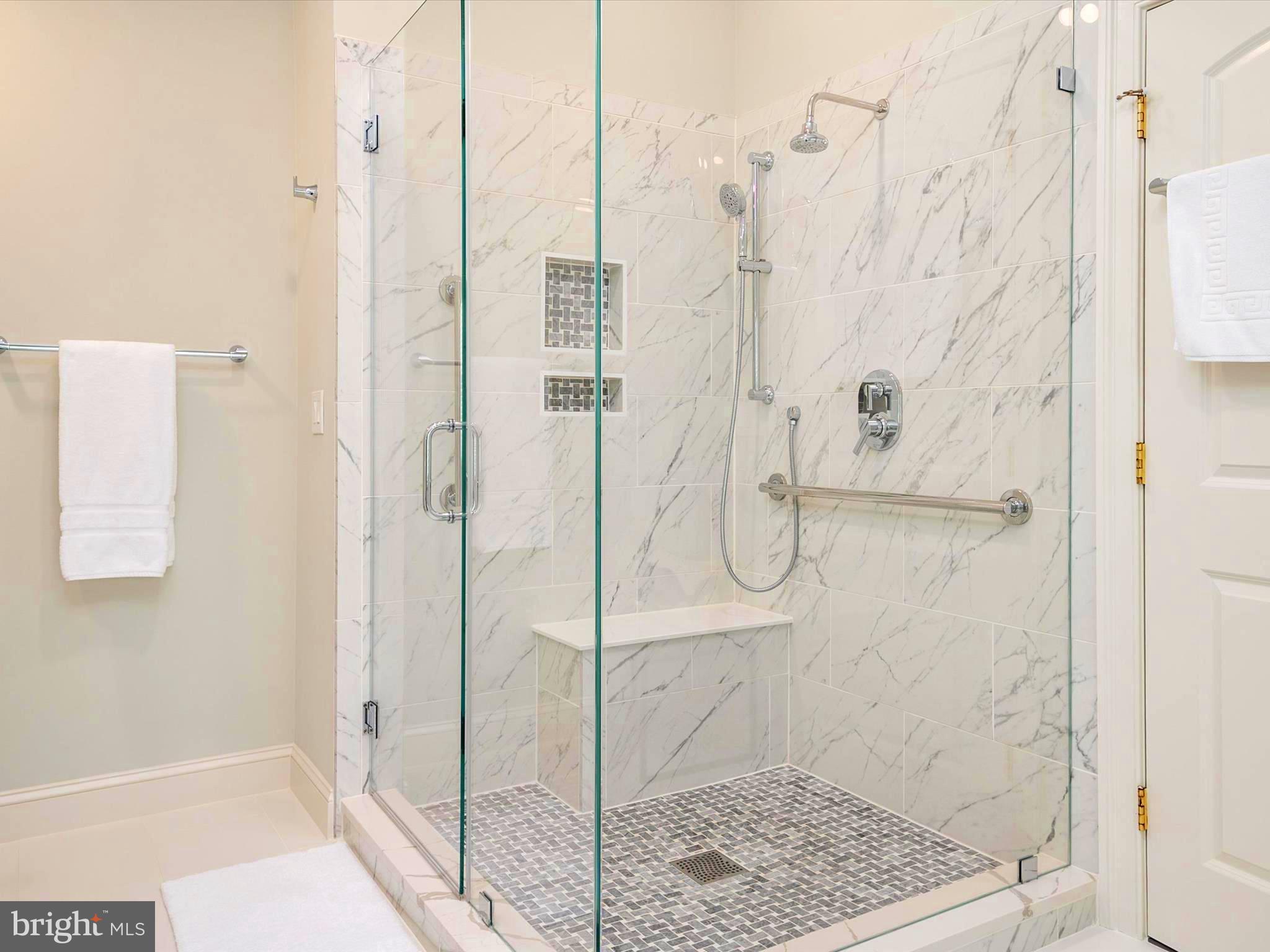 EASTPORT - Residential