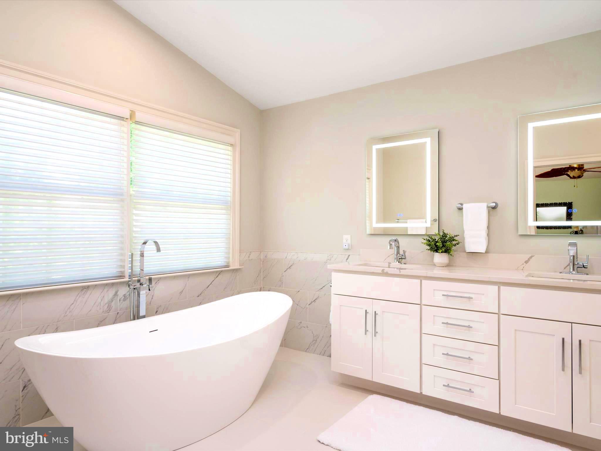 EASTPORT - Residential