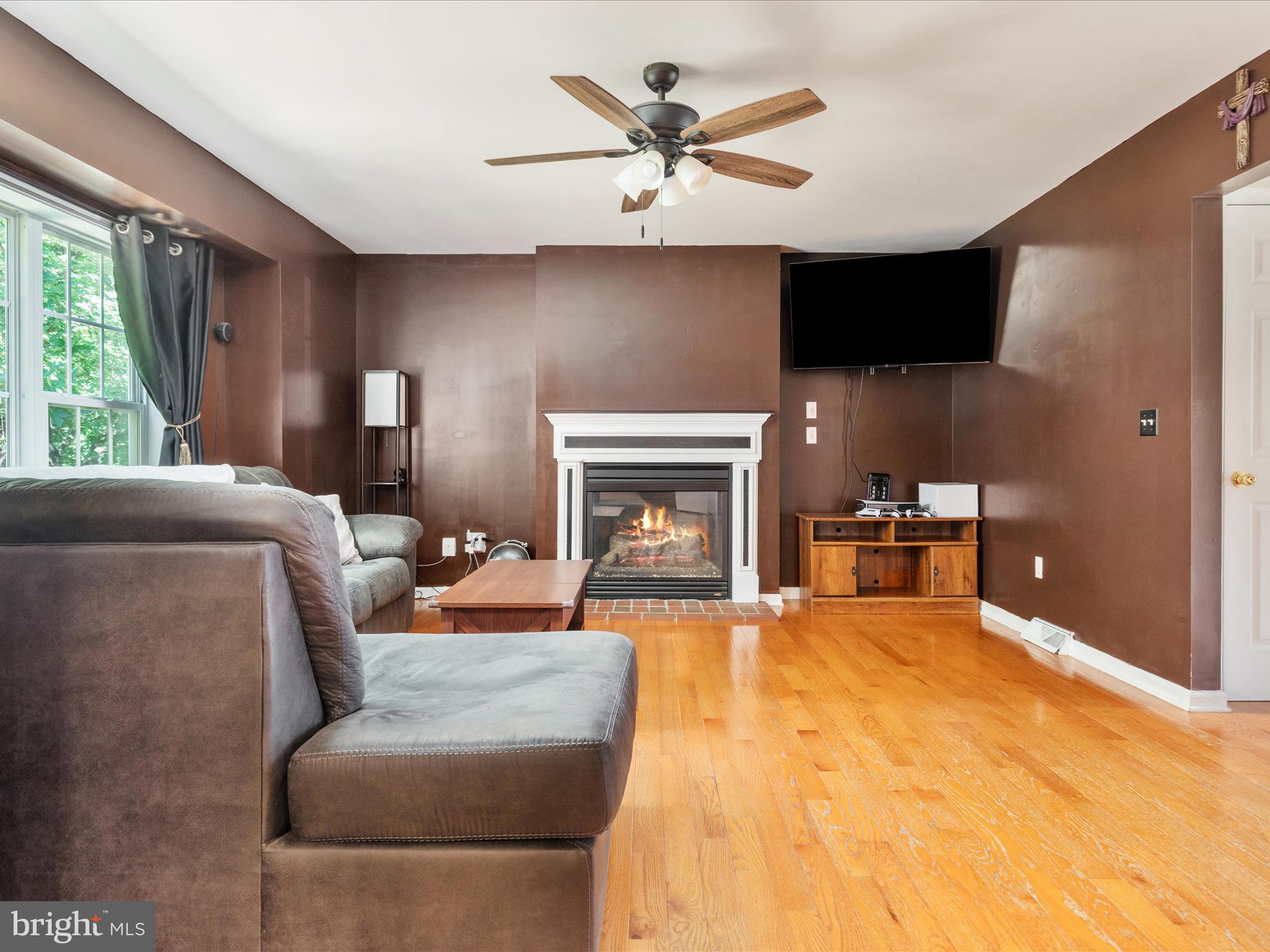 SHAFFER HILLS - Residential