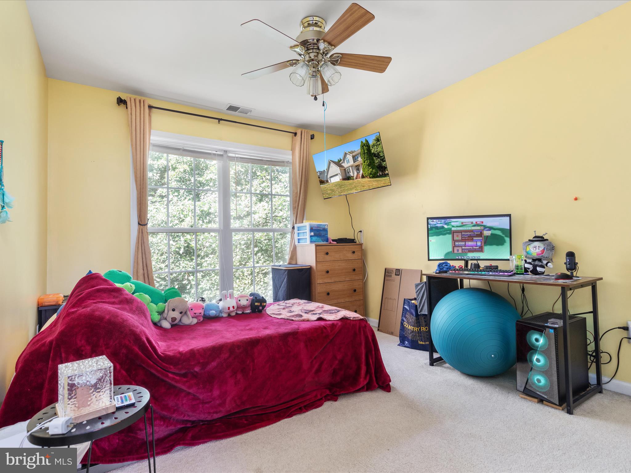 SHAFFER HILLS - Residential