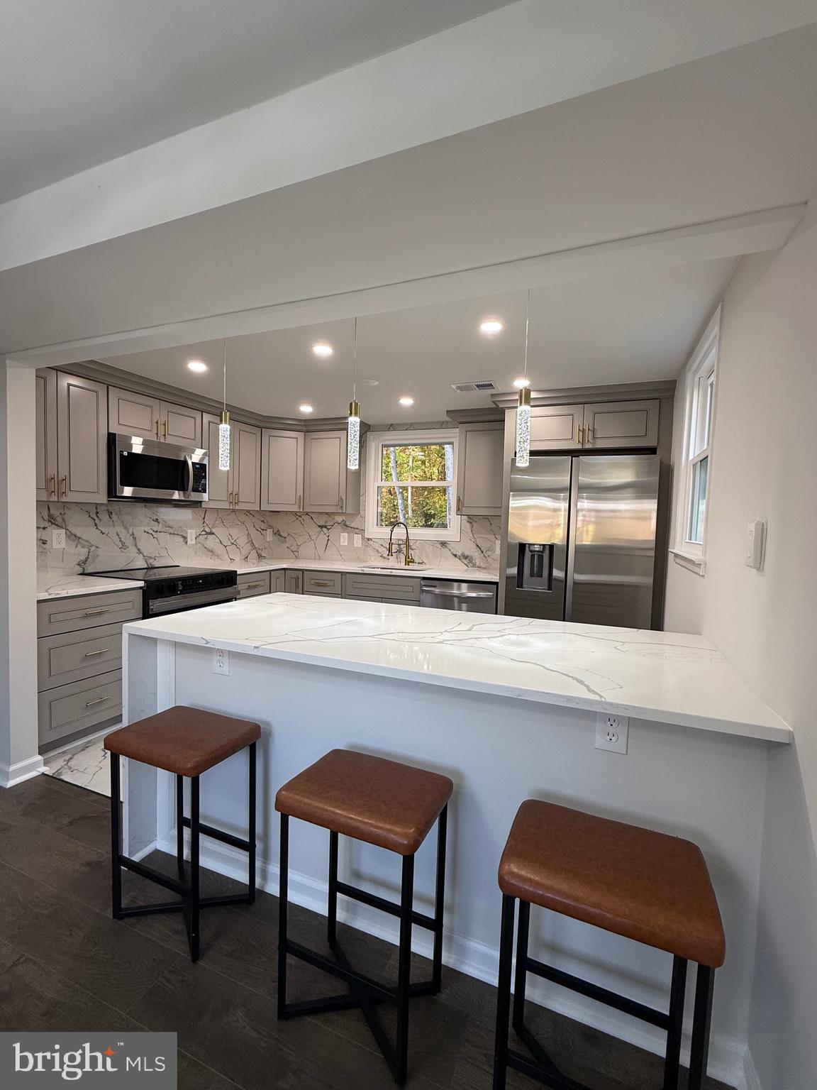 DALE CITY - Residential