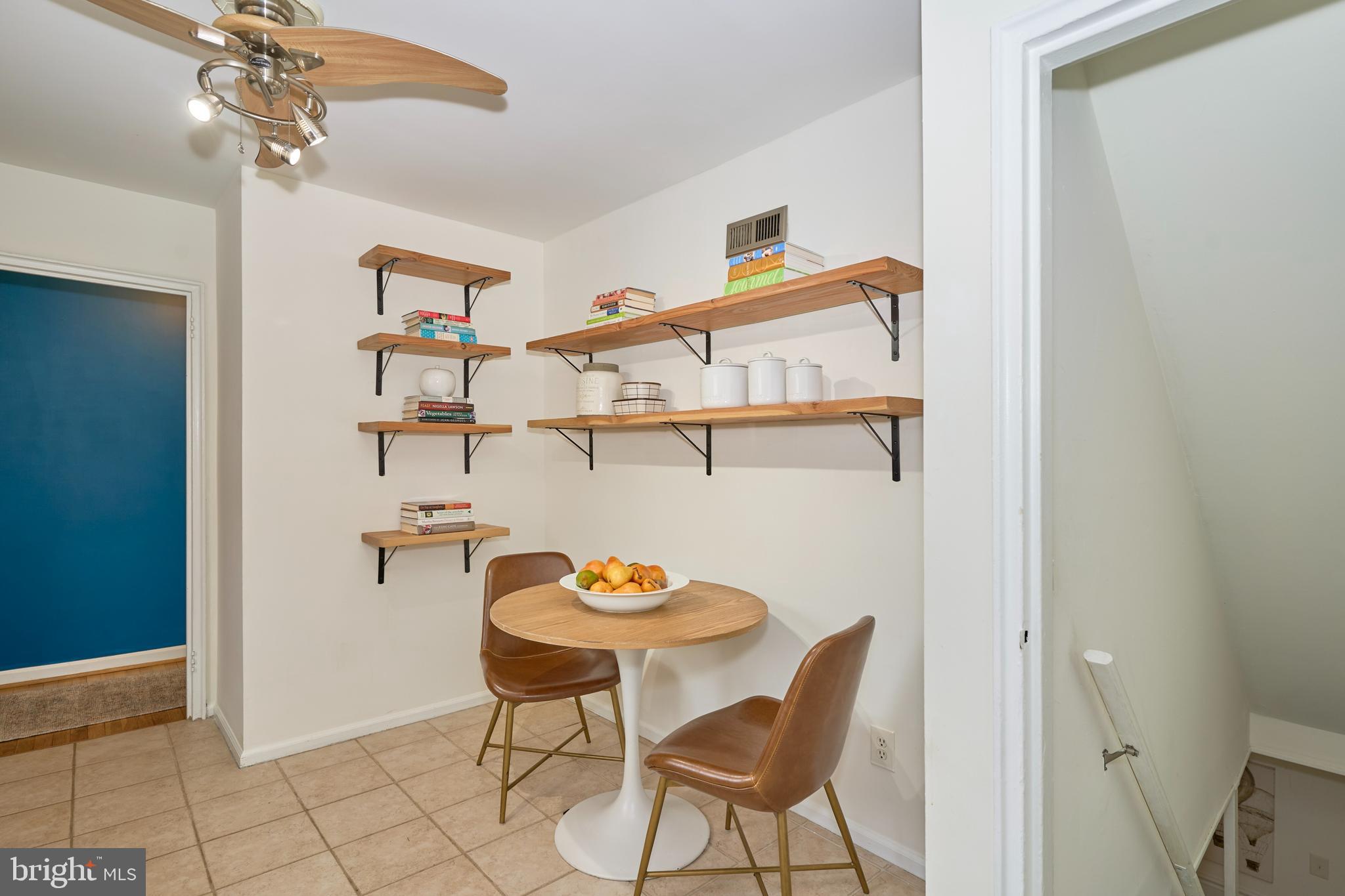 WARWICK VILLAGE - Residential