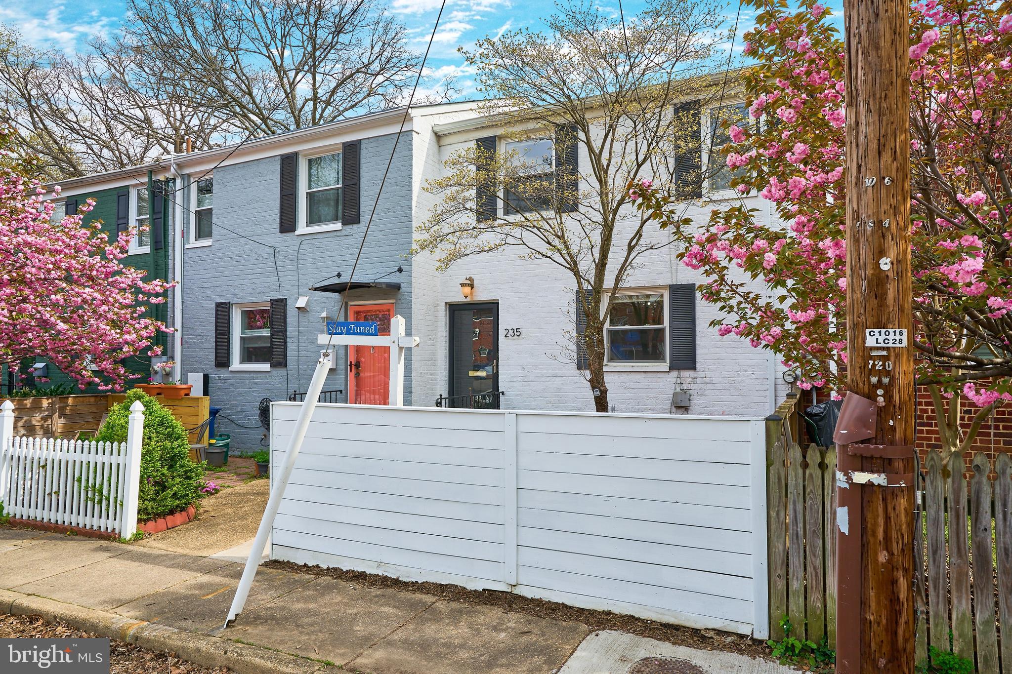 WARWICK VILLAGE - Residential