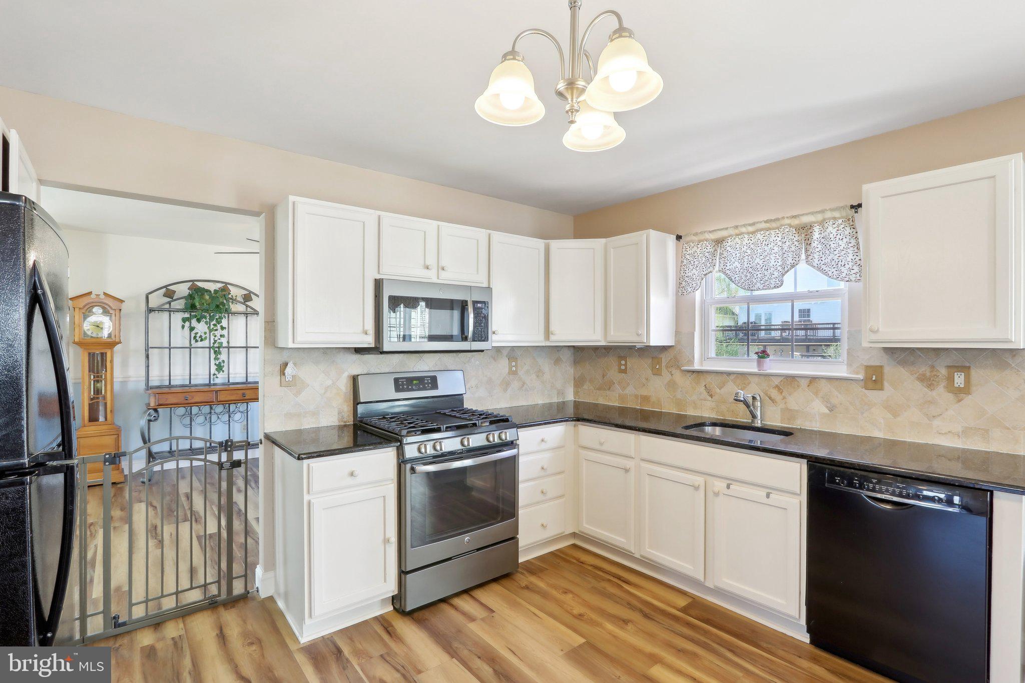 CRANBERRY ESTATES - Residential