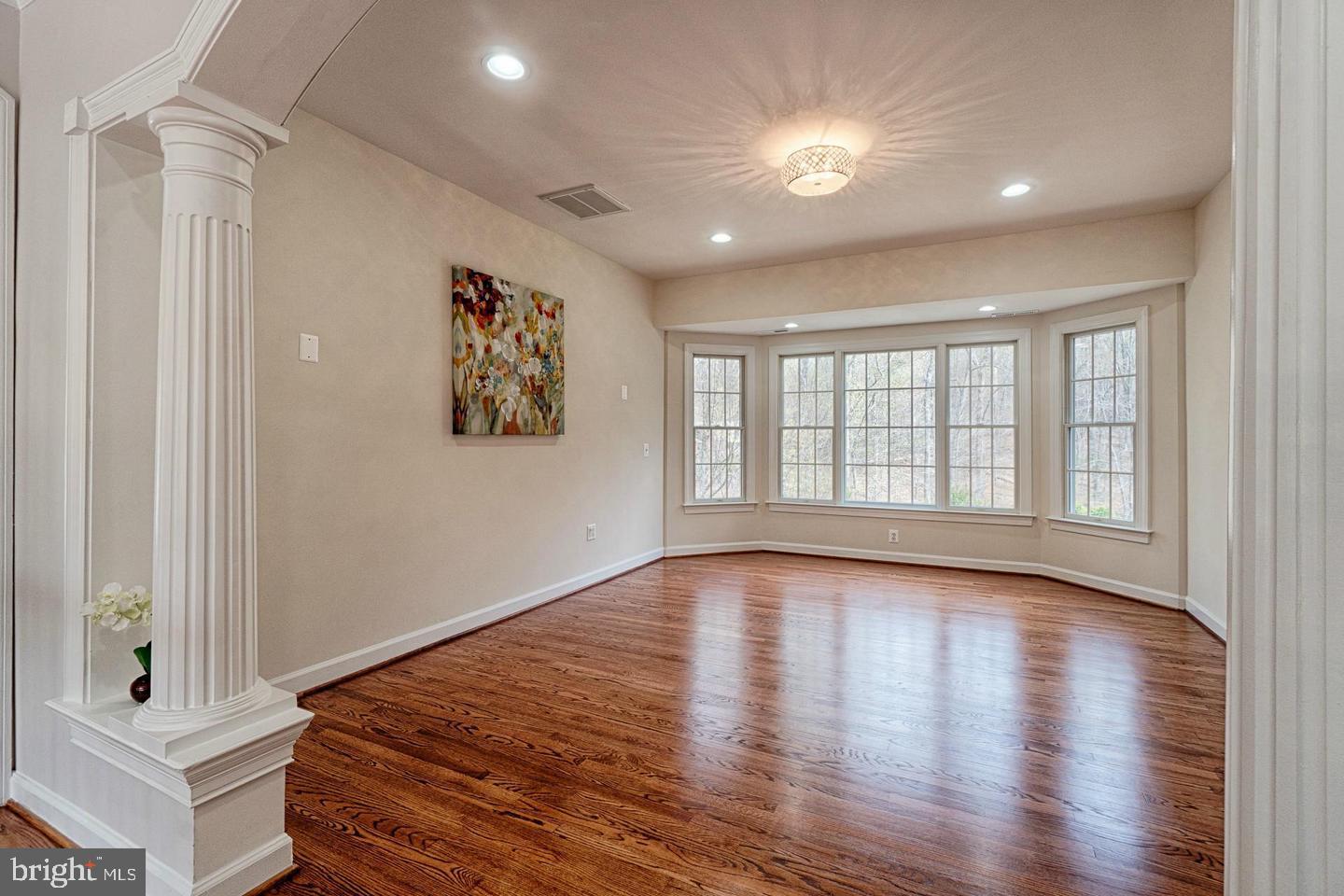 NICHOLS RUN ESTATES - Residential