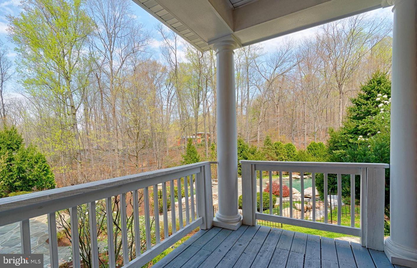 NICHOLS RUN ESTATES - Residential