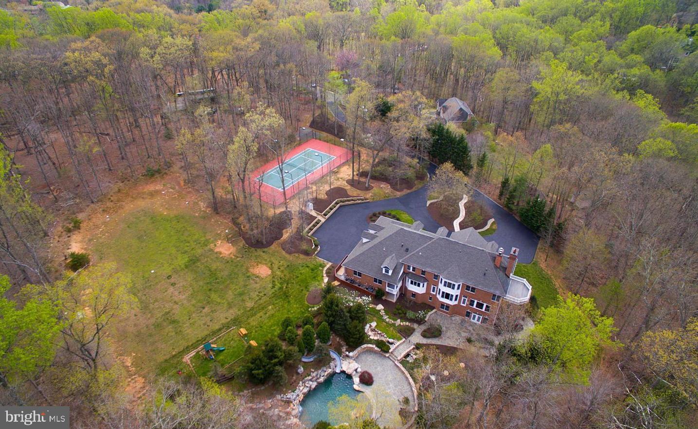 10618 BEACH MILL ROAD