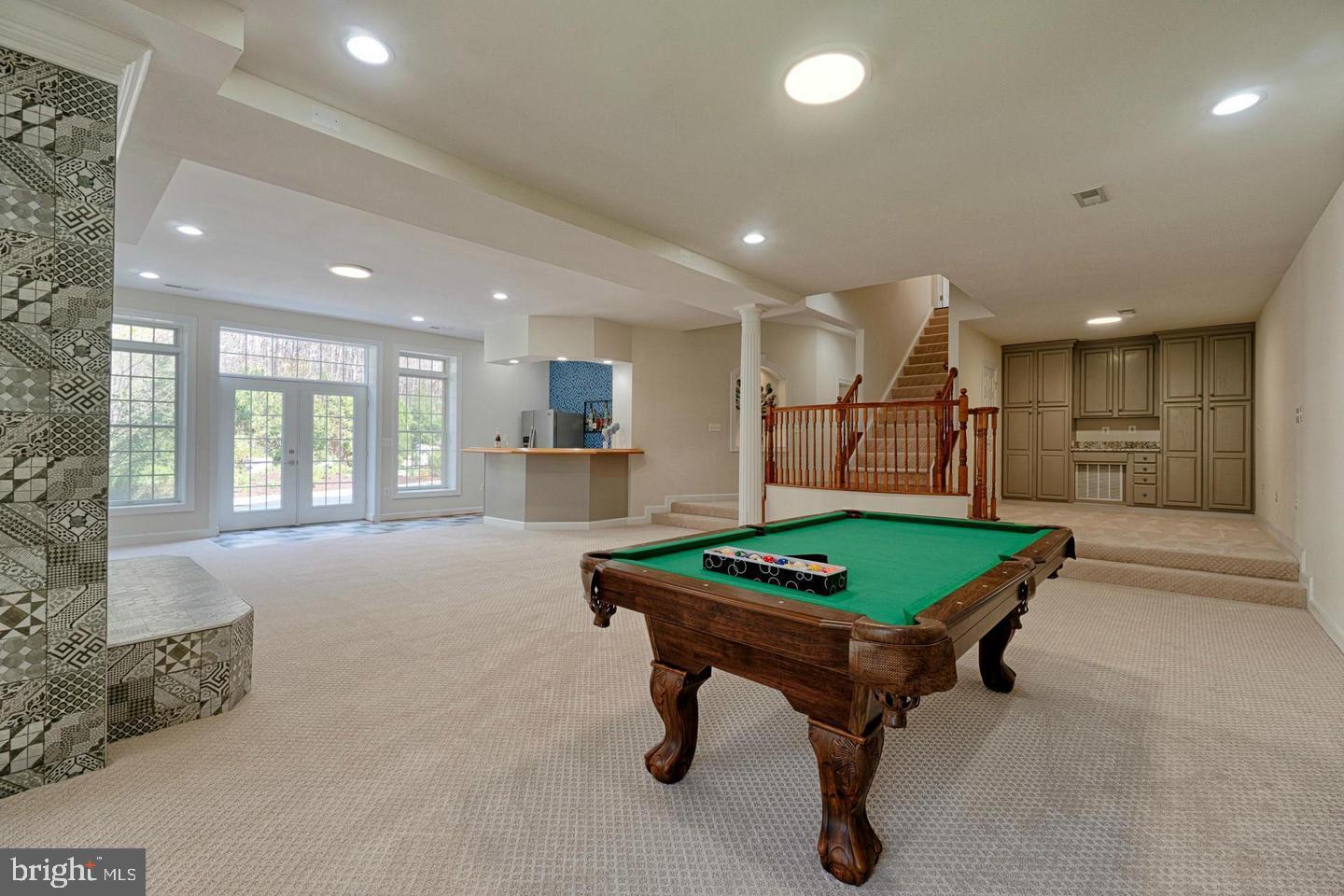 NICHOLS RUN ESTATES - Residential