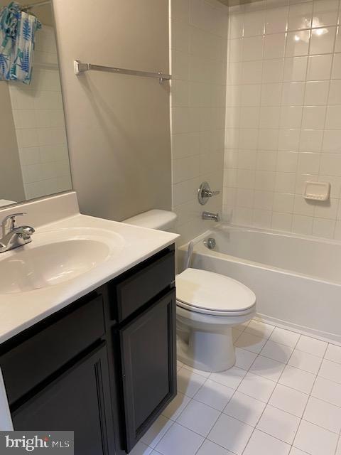 OAKVIEW VILLAGE - Residential Lease