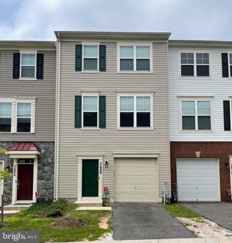 OAKVIEW VILLAGE - Residential Lease