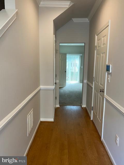 OAKVIEW VILLAGE - Residential Lease