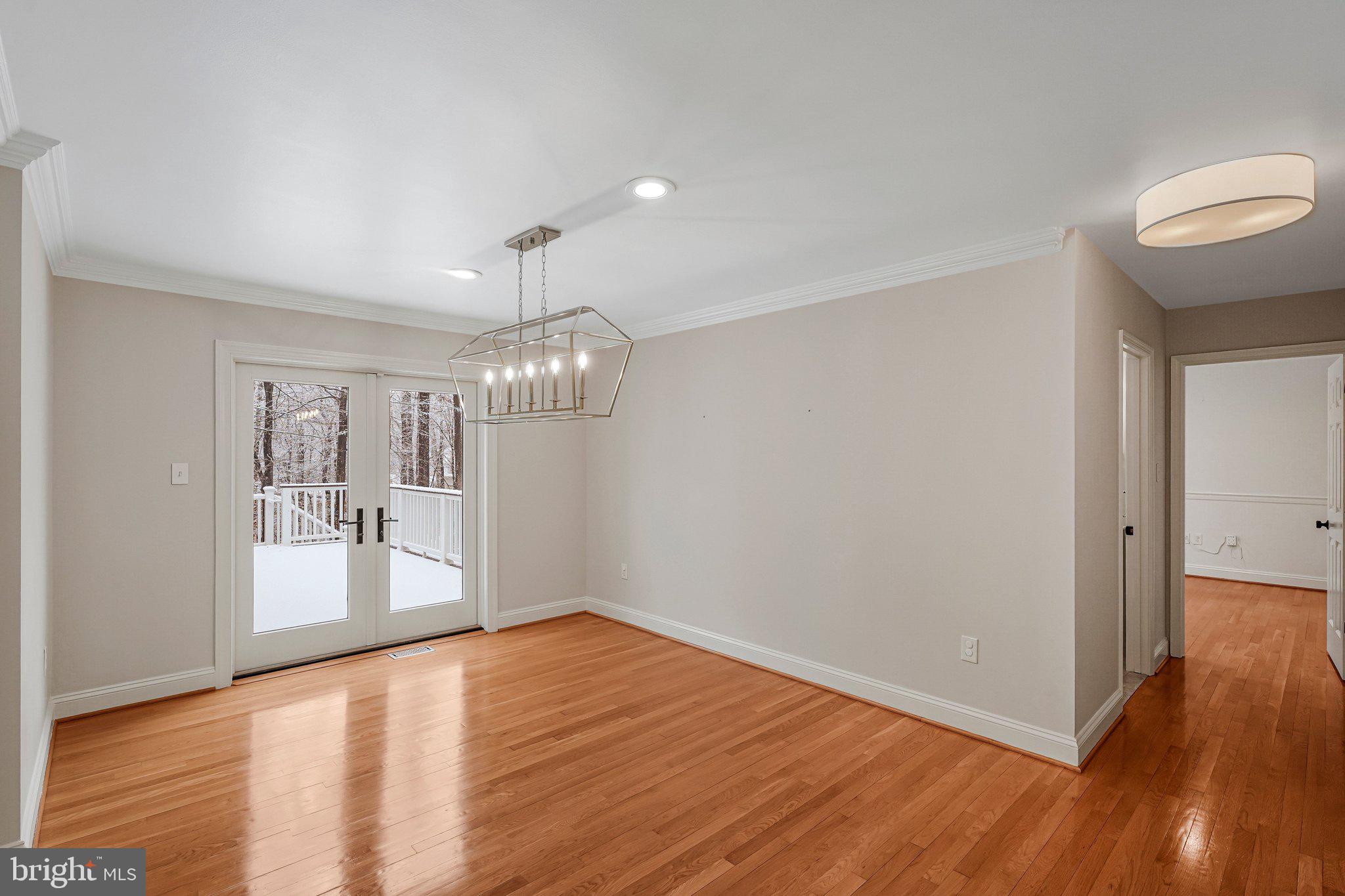 DONOVANS NINE - Residential