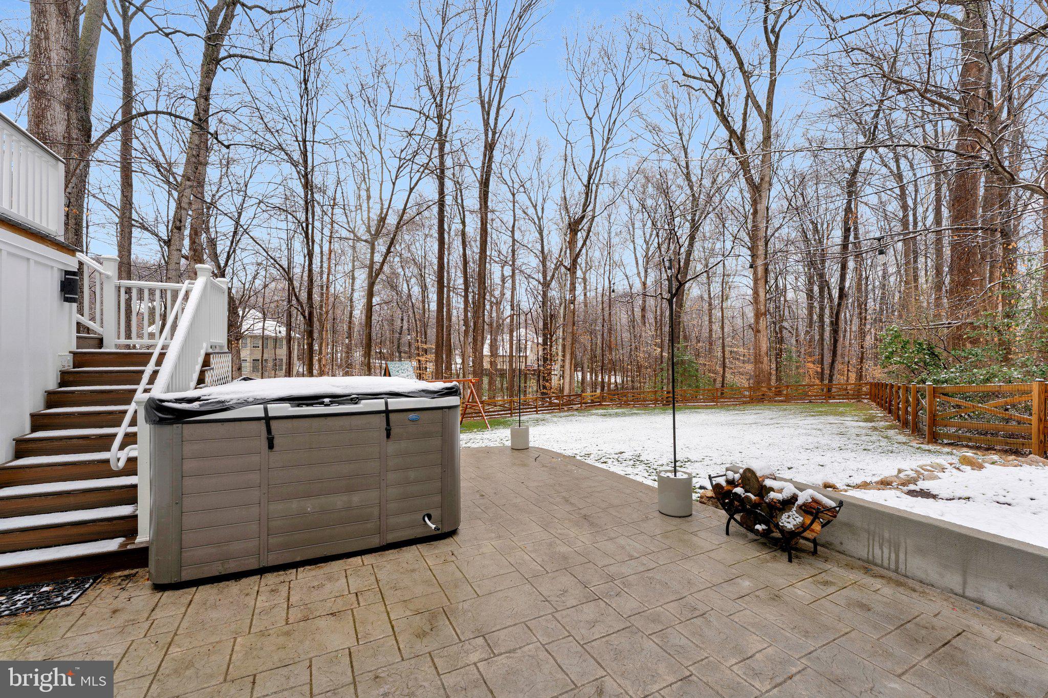 DONOVANS NINE - Residential