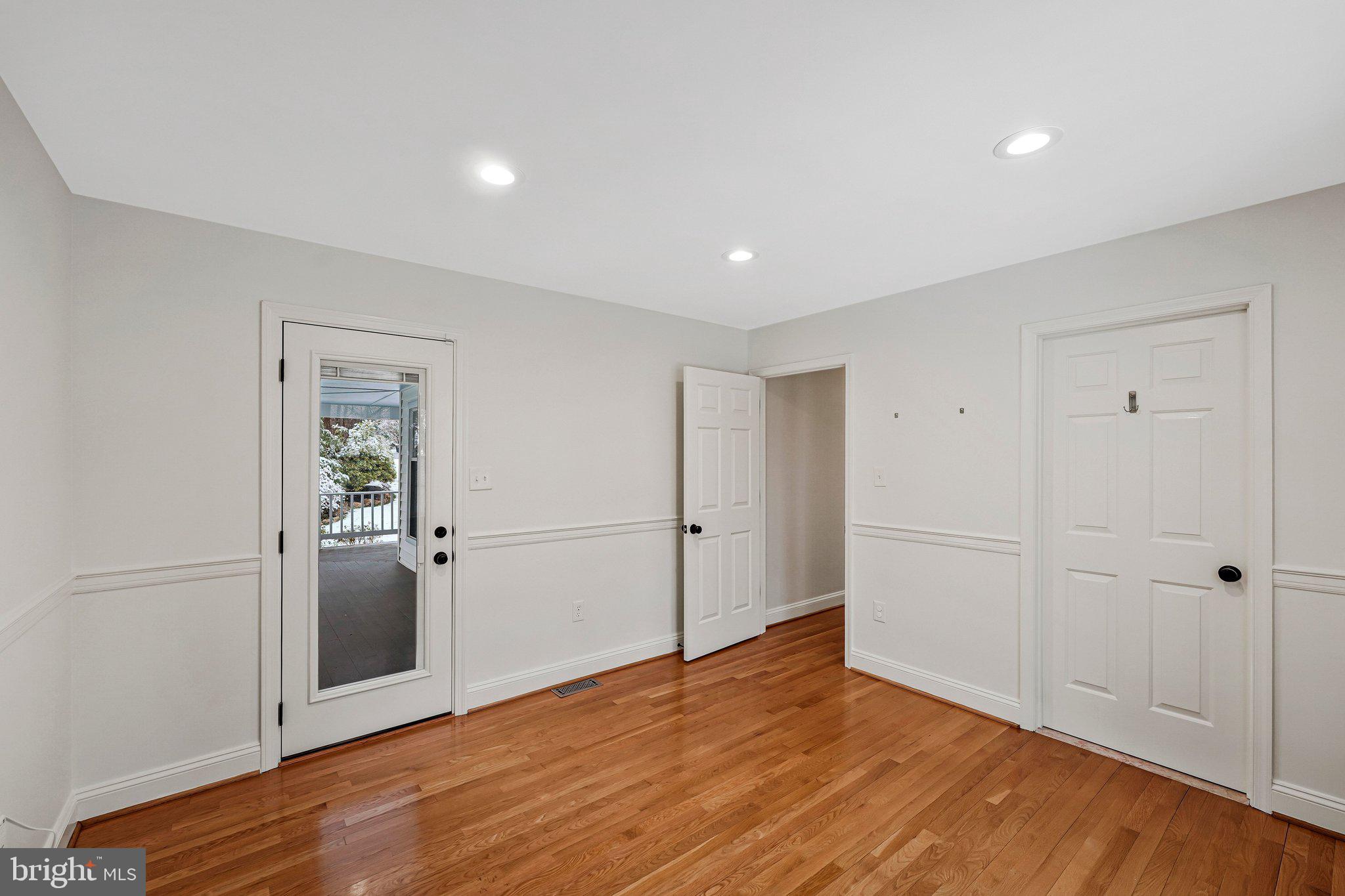 DONOVANS NINE - Residential