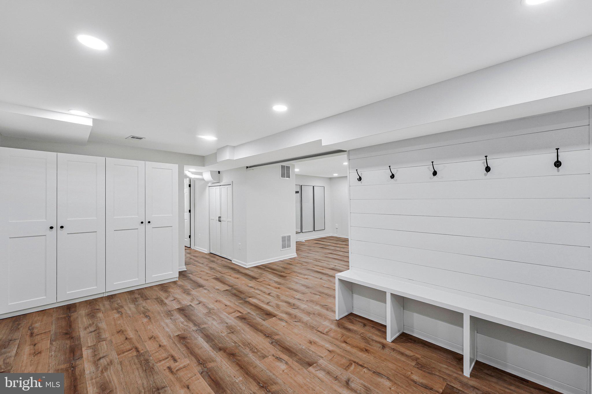 DONOVANS NINE - Residential