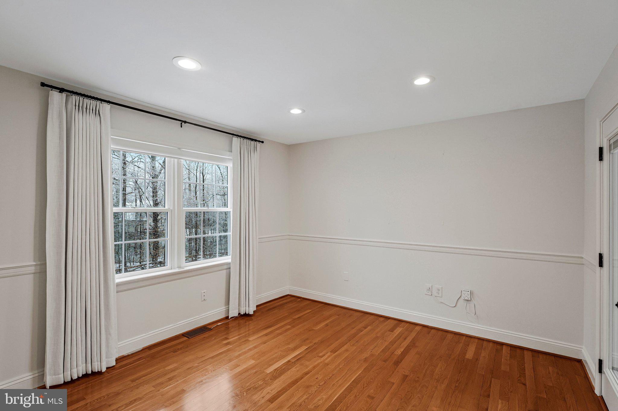 DONOVANS NINE - Residential