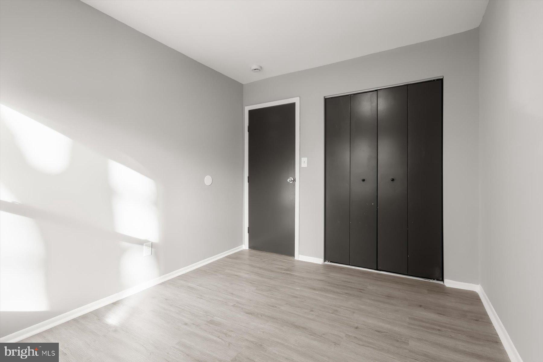 HARFORD SQUARE - Residential