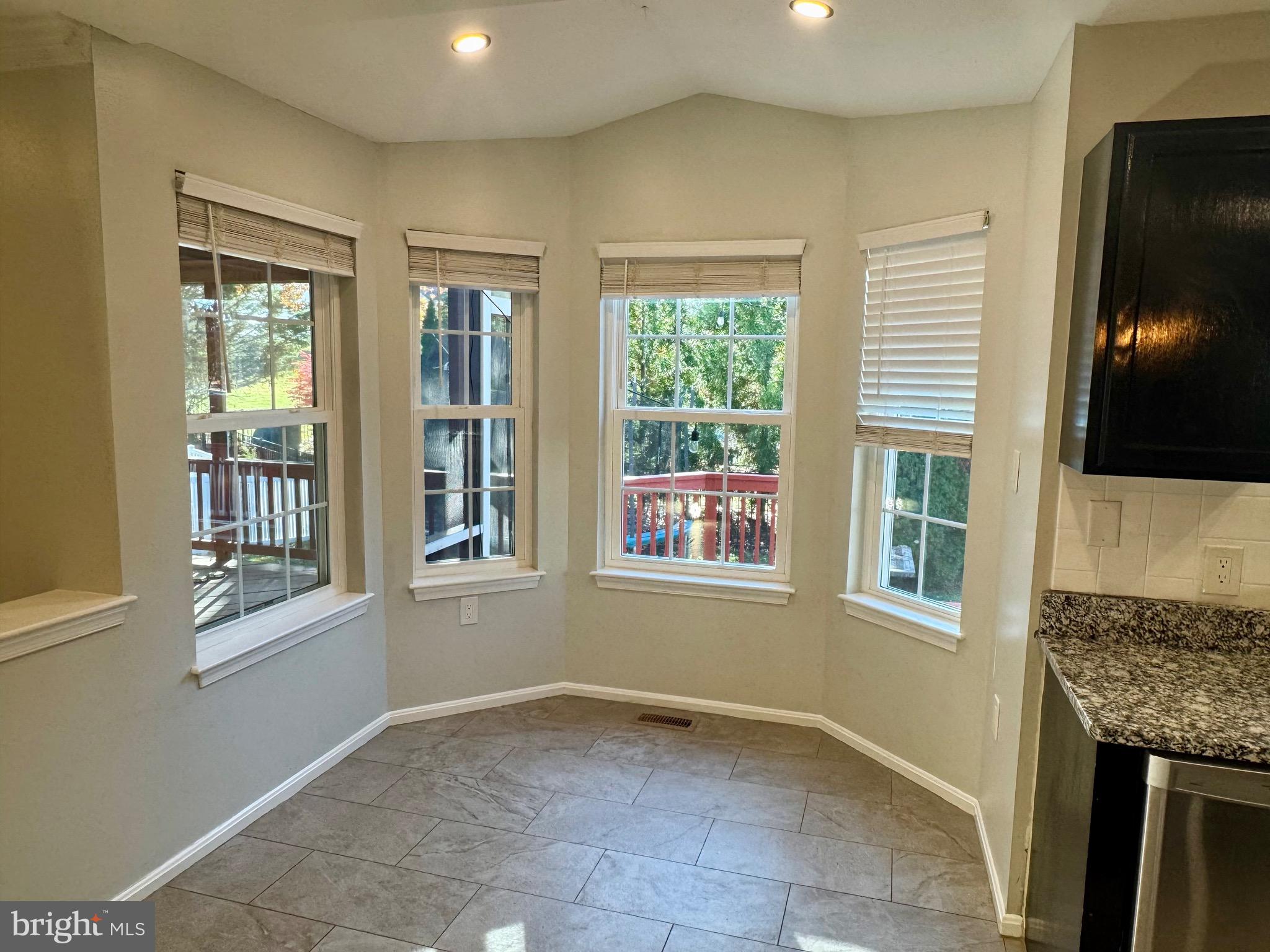 32 CYPRESS POINT COURT