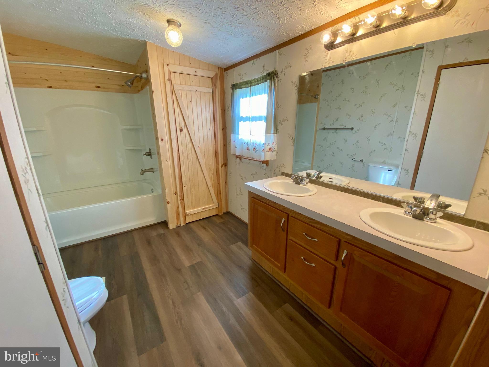 HIGH POINT - Residential