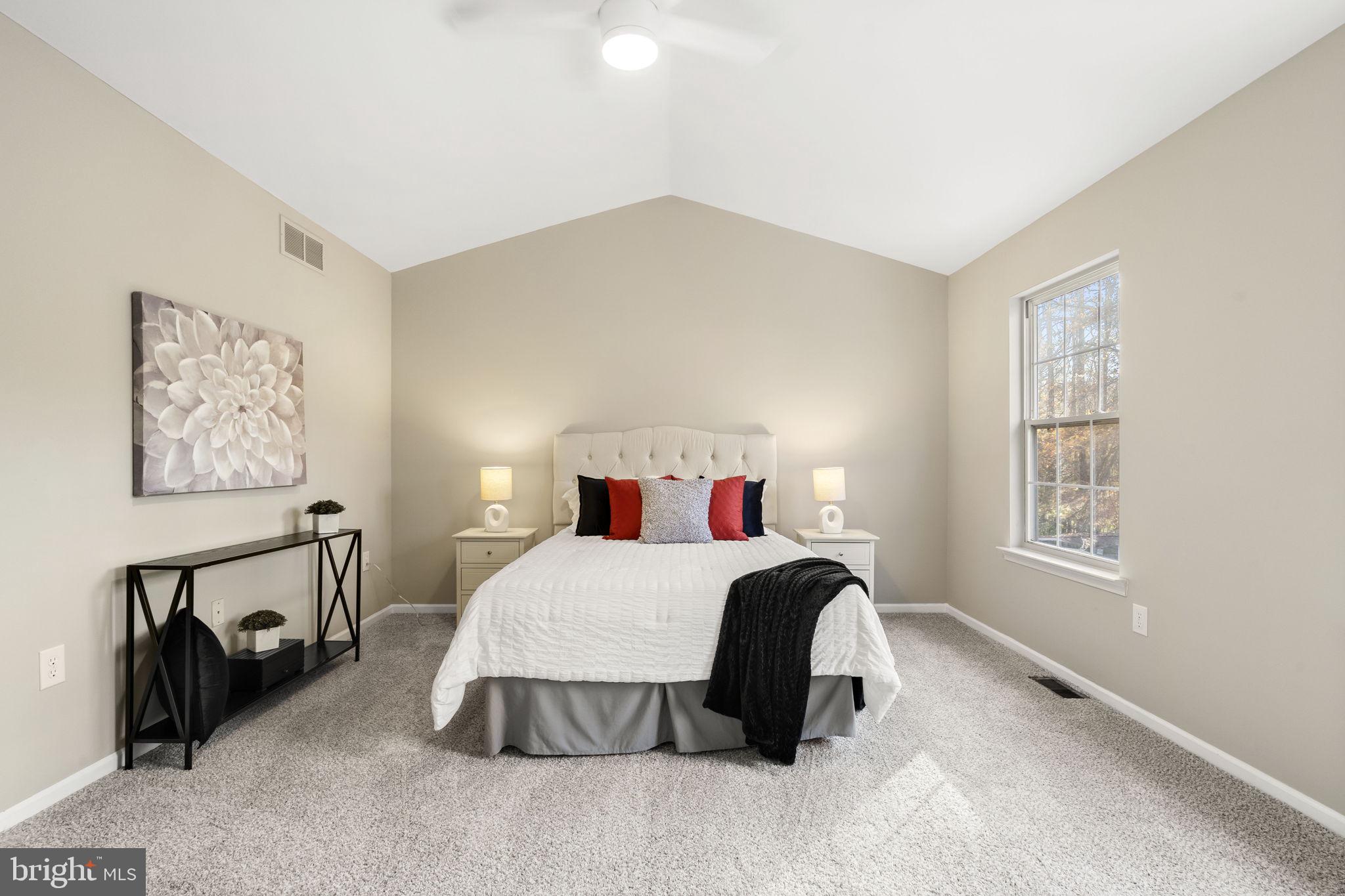 WOODBURNE - Residential