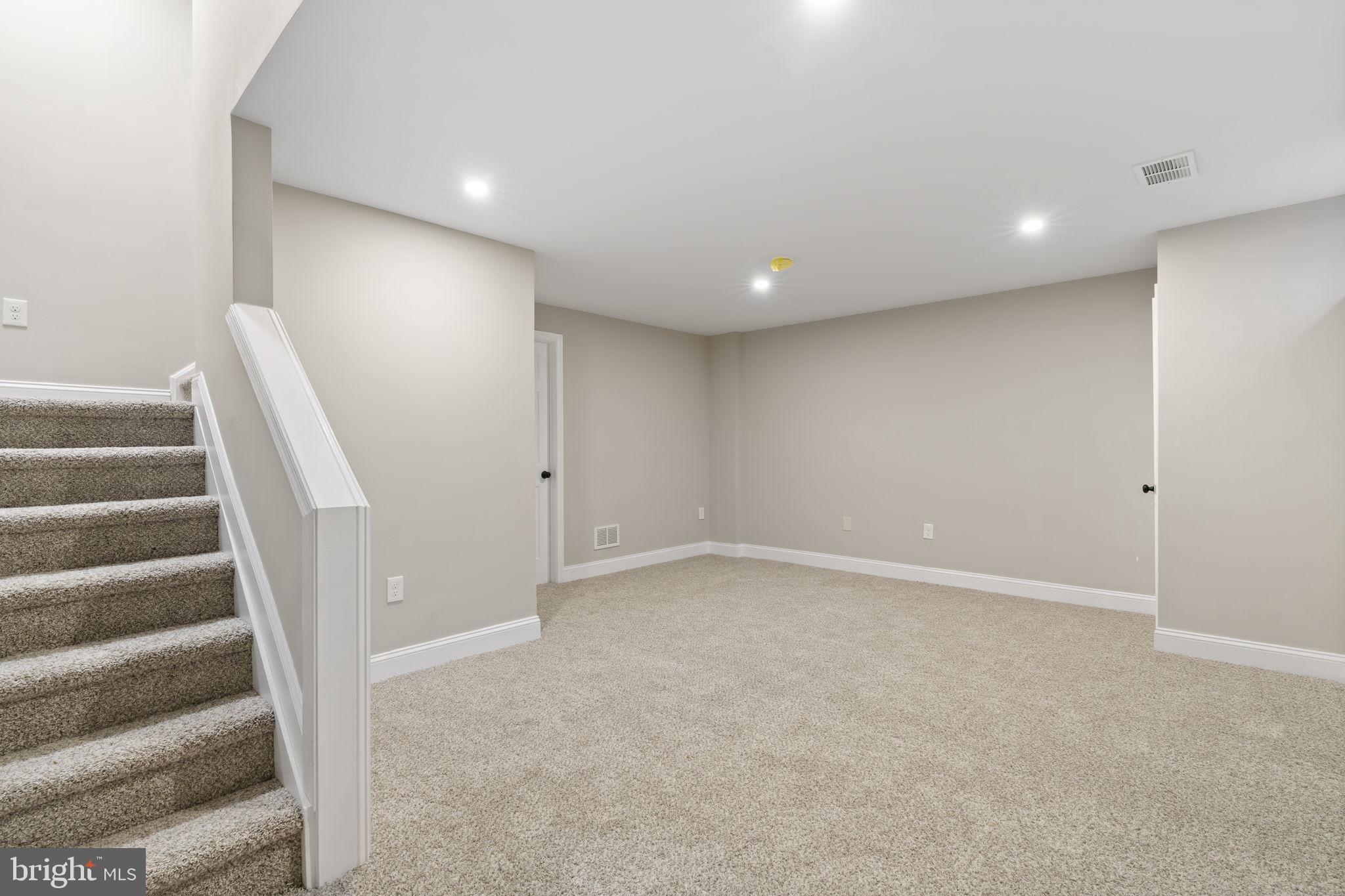 WOODBURNE - Residential