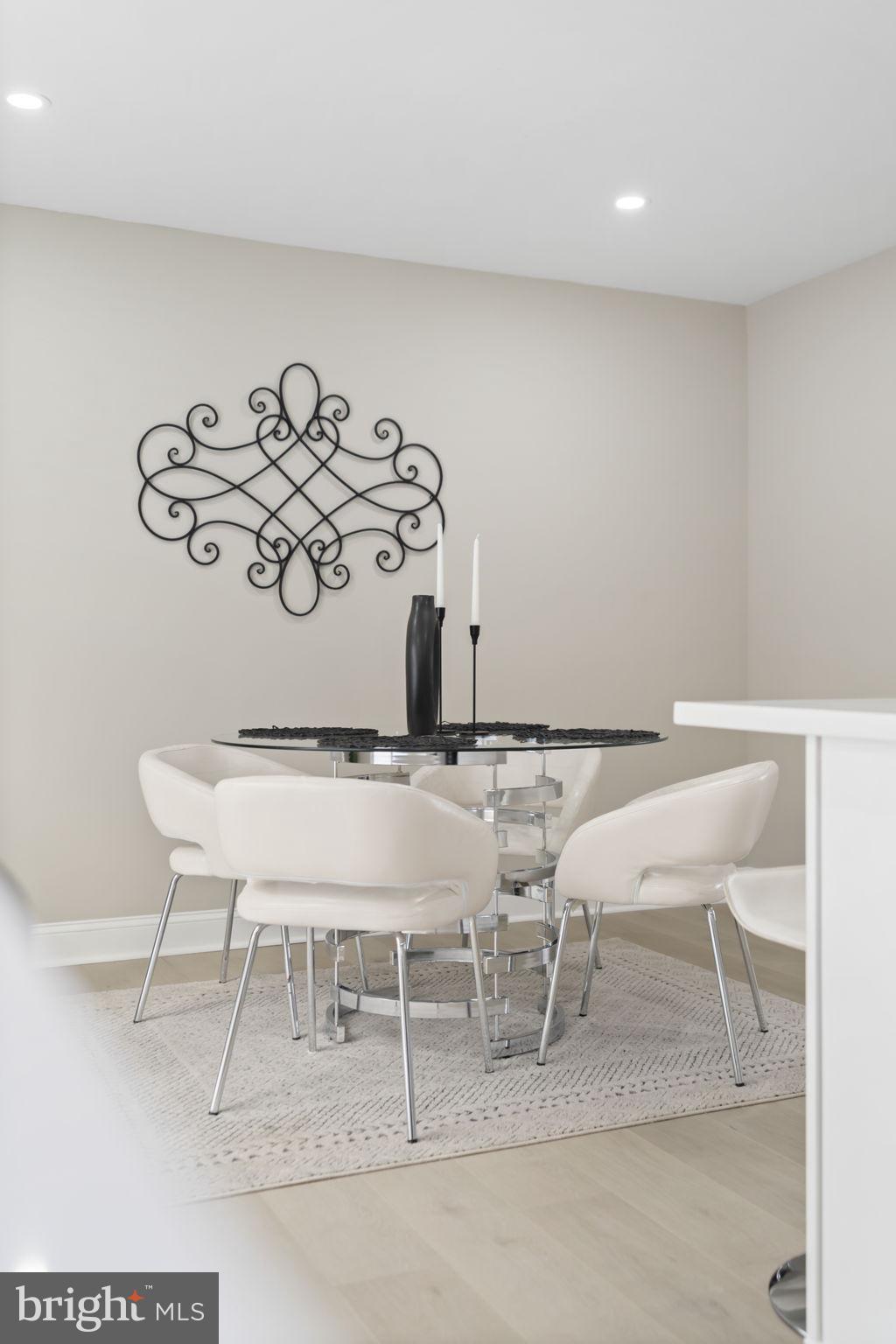 WOODBURNE - Residential