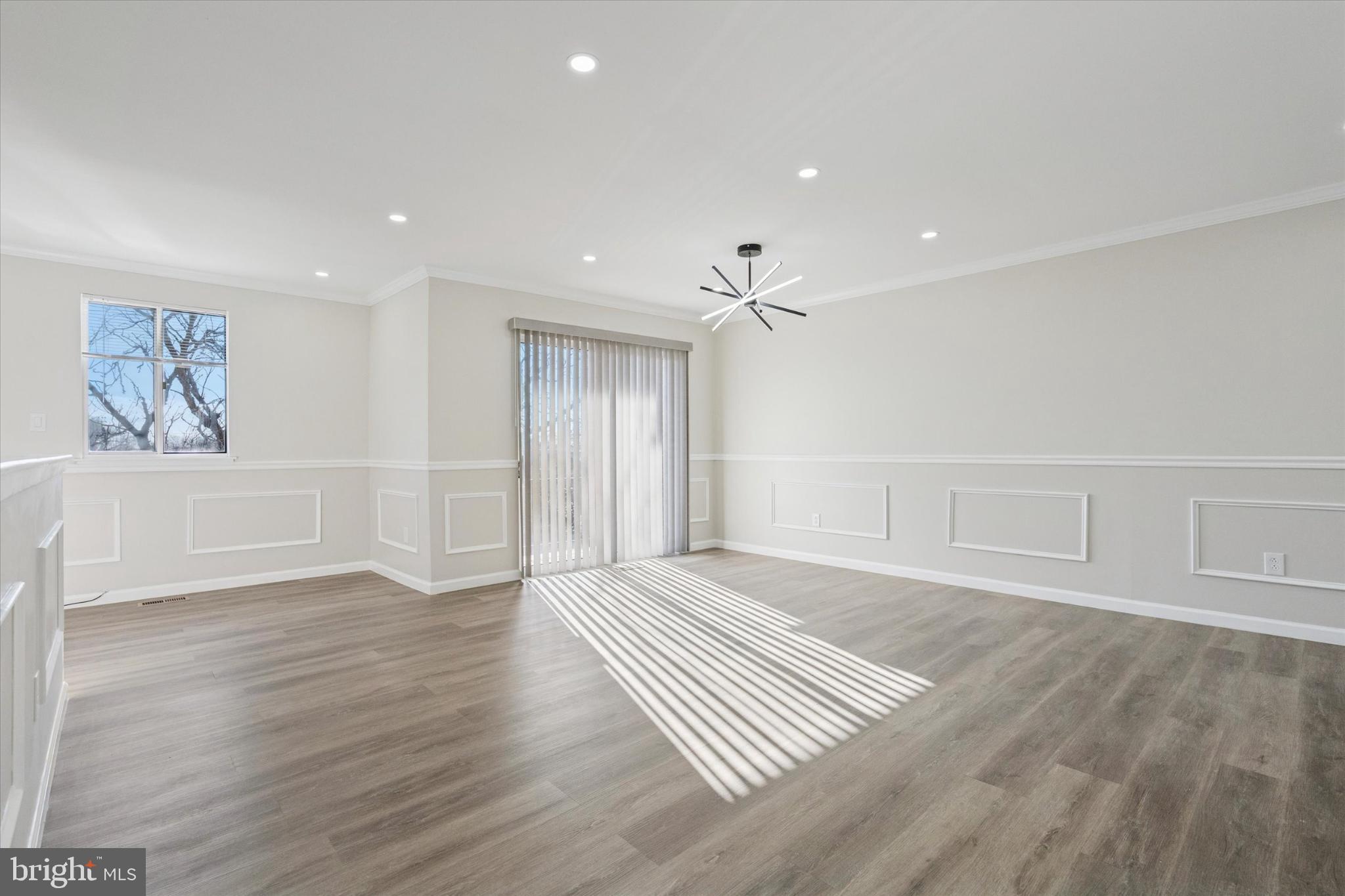 9174 FRANKFORD AVENUE B