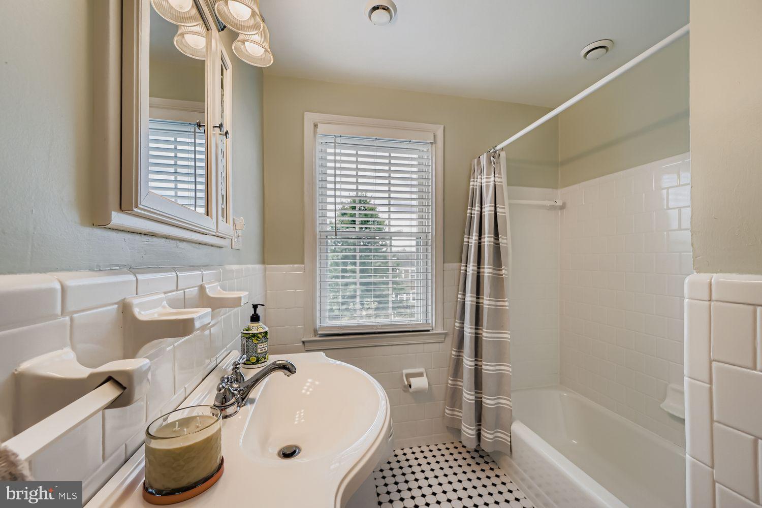 LOCH RAVEN VILLAGE - Residential