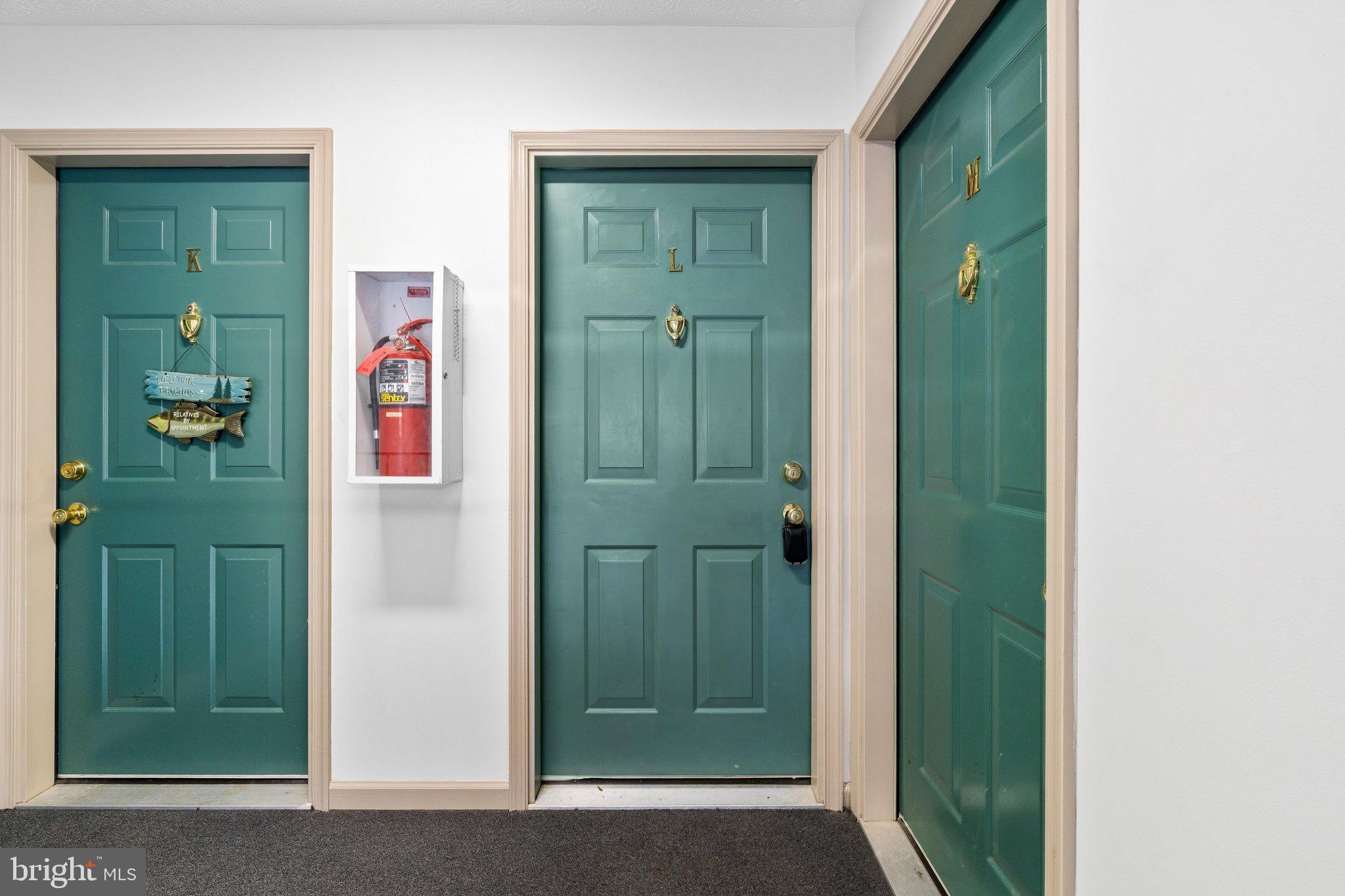 905 BLUE LEAF #7 3C COURT 7  3C