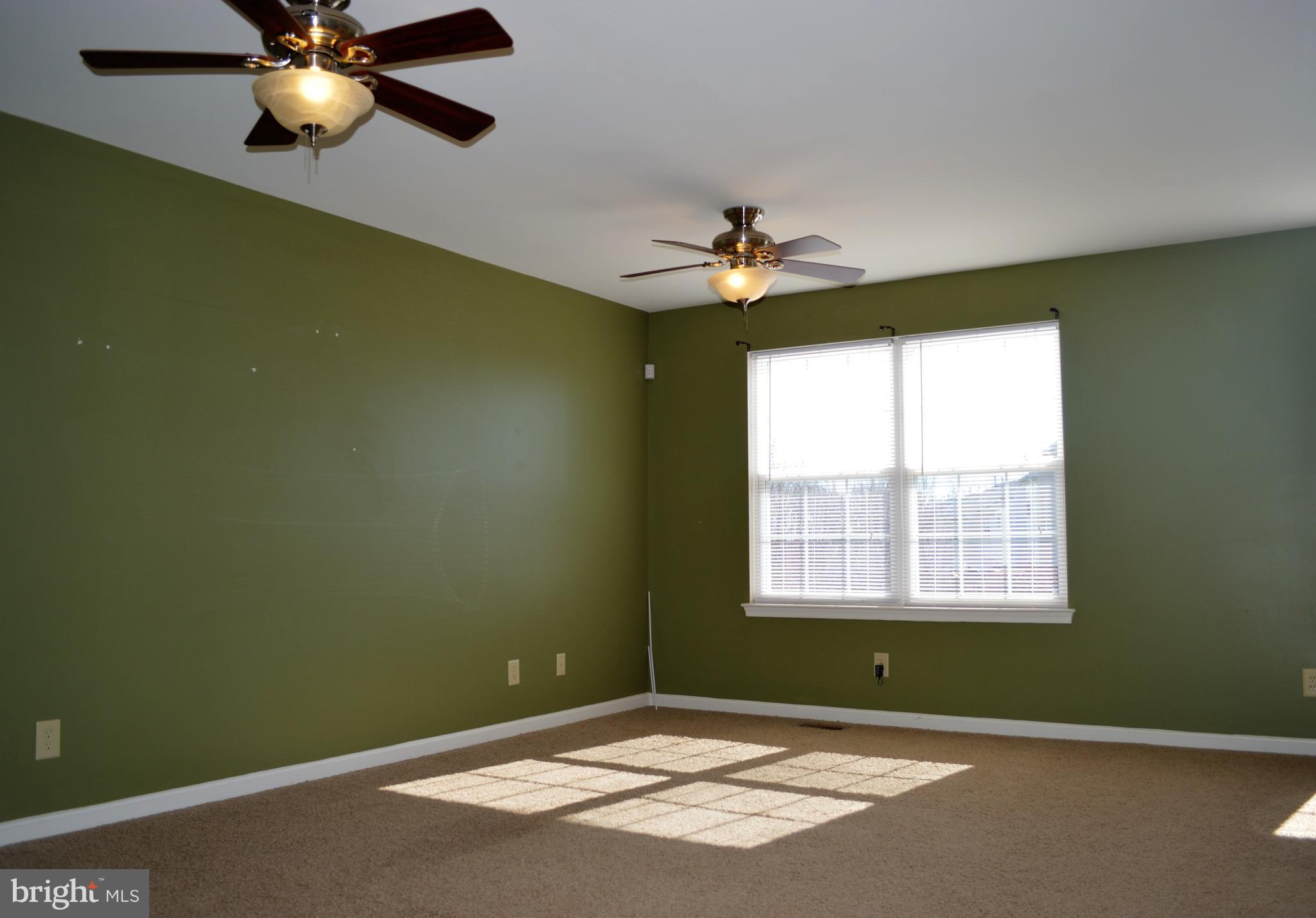 SALEM FIELDS - Residential Lease